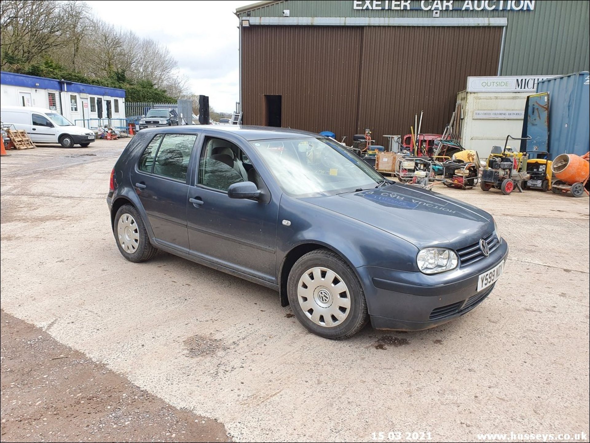 2001 VOLKSWAGEN GOLF SE TDI - 1896cc 5dr Hatchback (Grey, 146k) - Image 8 of 13