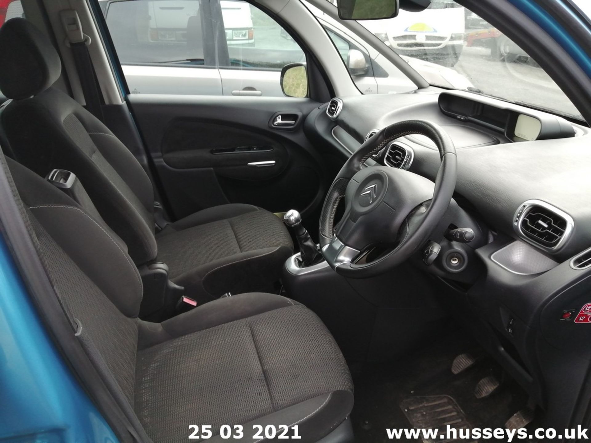 09/59 CITROEN C3 PICASSO EXCLUSIVE HDI - 1560cc 5dr MPV (Blue, 97k) - Image 14 of 15