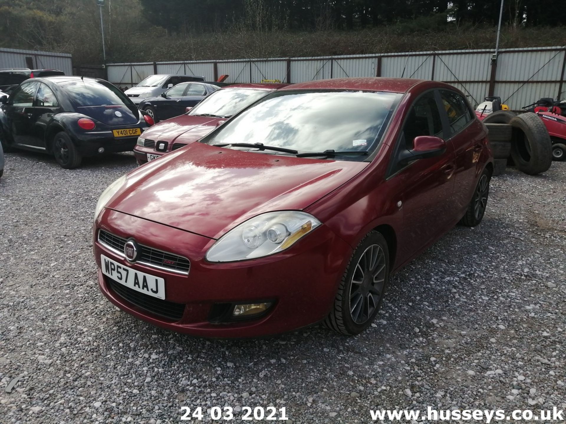 07/57 FIAT BRAVO SPORT TJET 150 - 1368cc 5dr Hatchback (Red) - Image 4 of 14