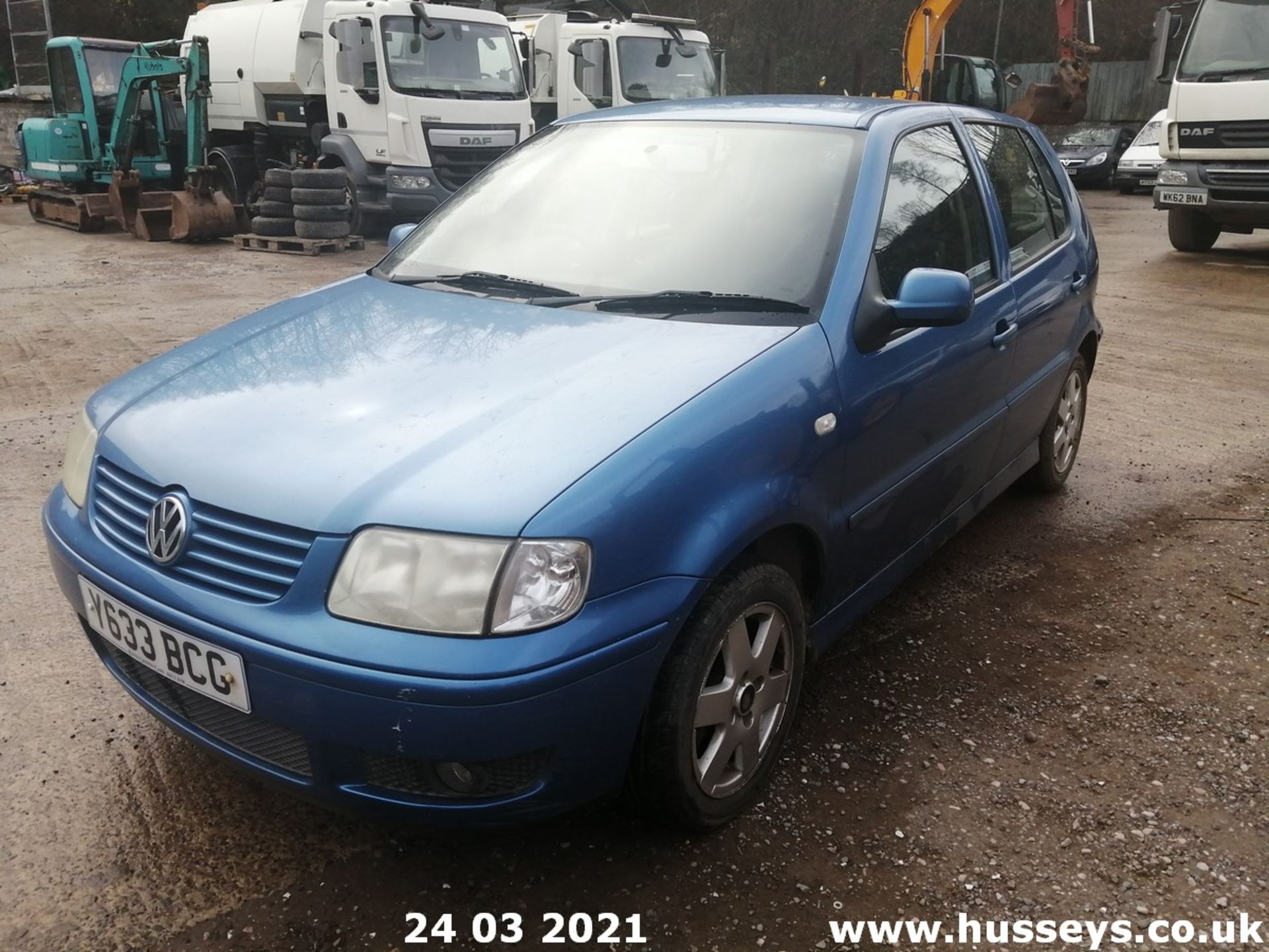 2001 VOLKSWAGEN POLO SE AUTO - 1390cc 5dr Hatchback (Blue) - Image 4 of 14