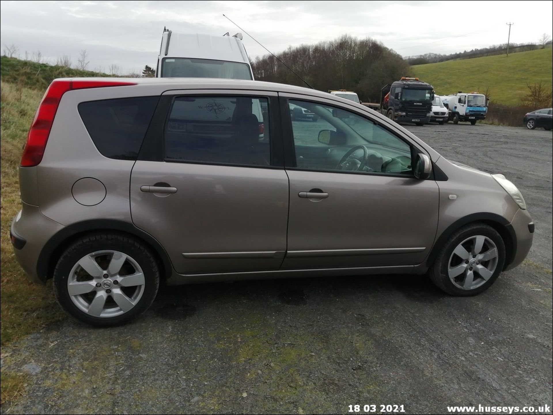 06/56 NISSAN NOTE SVE DCI - 1461cc 5dr MPV (Beige, 125k) - Image 6 of 32