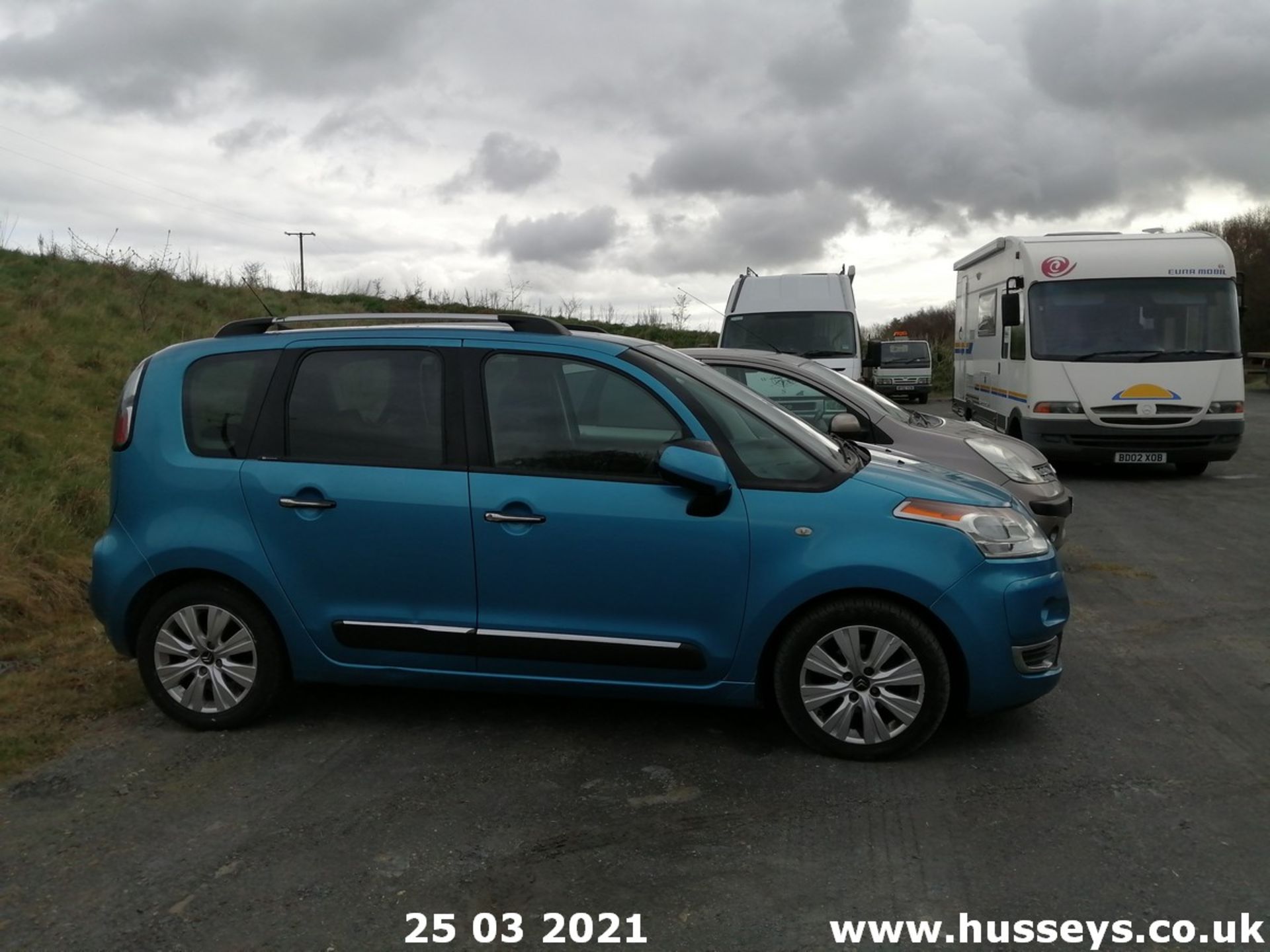 09/59 CITROEN C3 PICASSO EXCLUSIVE HDI - 1560cc 5dr MPV (Blue, 97k) - Image 7 of 15