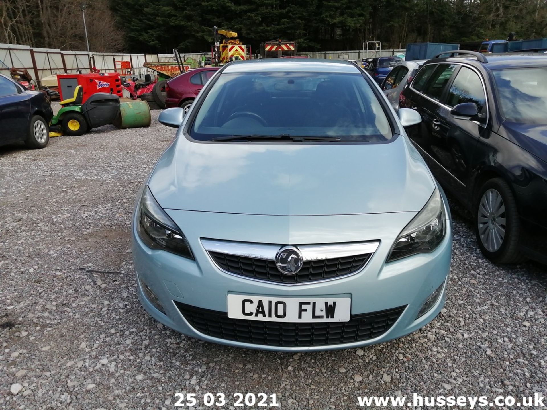 10/10 VAUXHALL ASTRA SRI CDTI 108 - 1686cc 5dr Hatchback (Blue) - Image 4 of 12