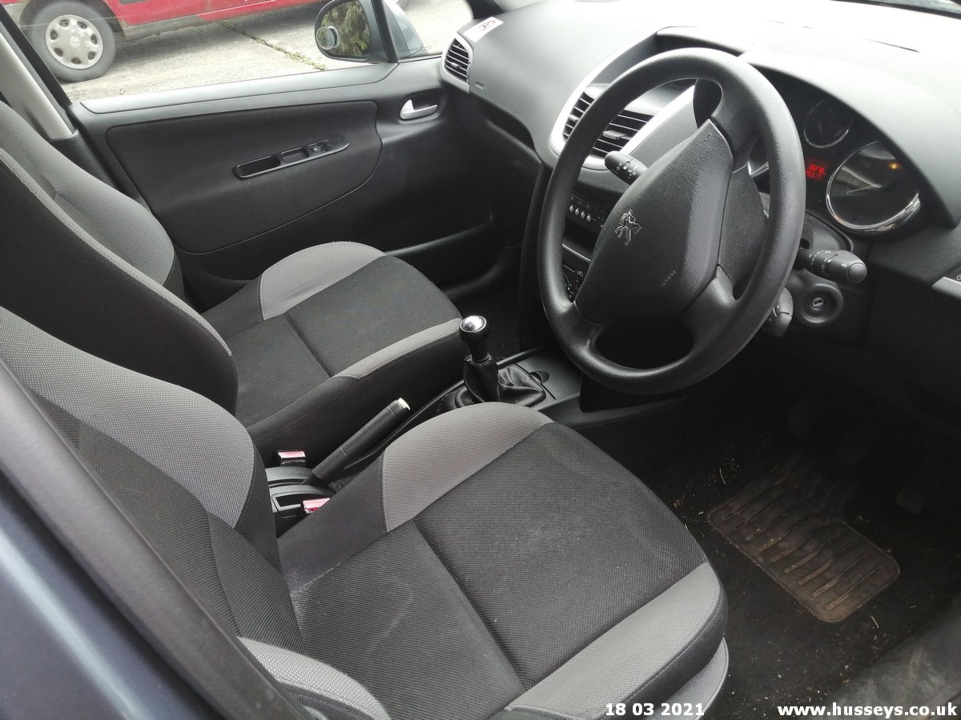 07/57 PEUGEOT 207 S - 1397cc 5dr Hatchback (Grey) - Image 21 of 22