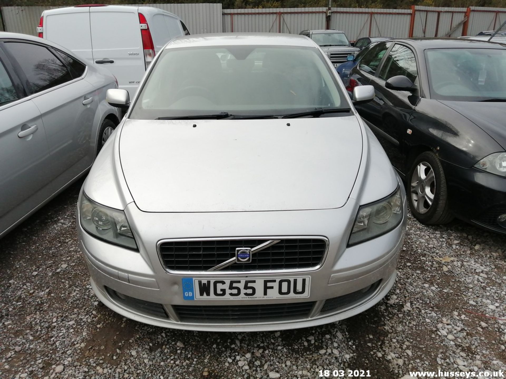 05/55 VOLVO S40 SPORT D - 1998cc 4dr Saloon (Silver) - Image 16 of 26