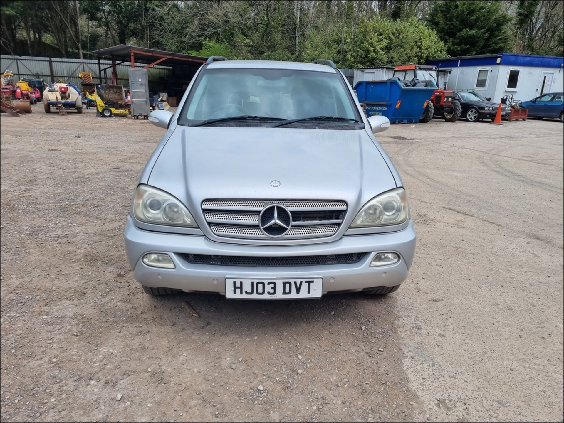 03/03 MERCEDES ML270 CDI AUTO - 2688cc 5dr Estate (Silver, 167k) - Image 4 of 17