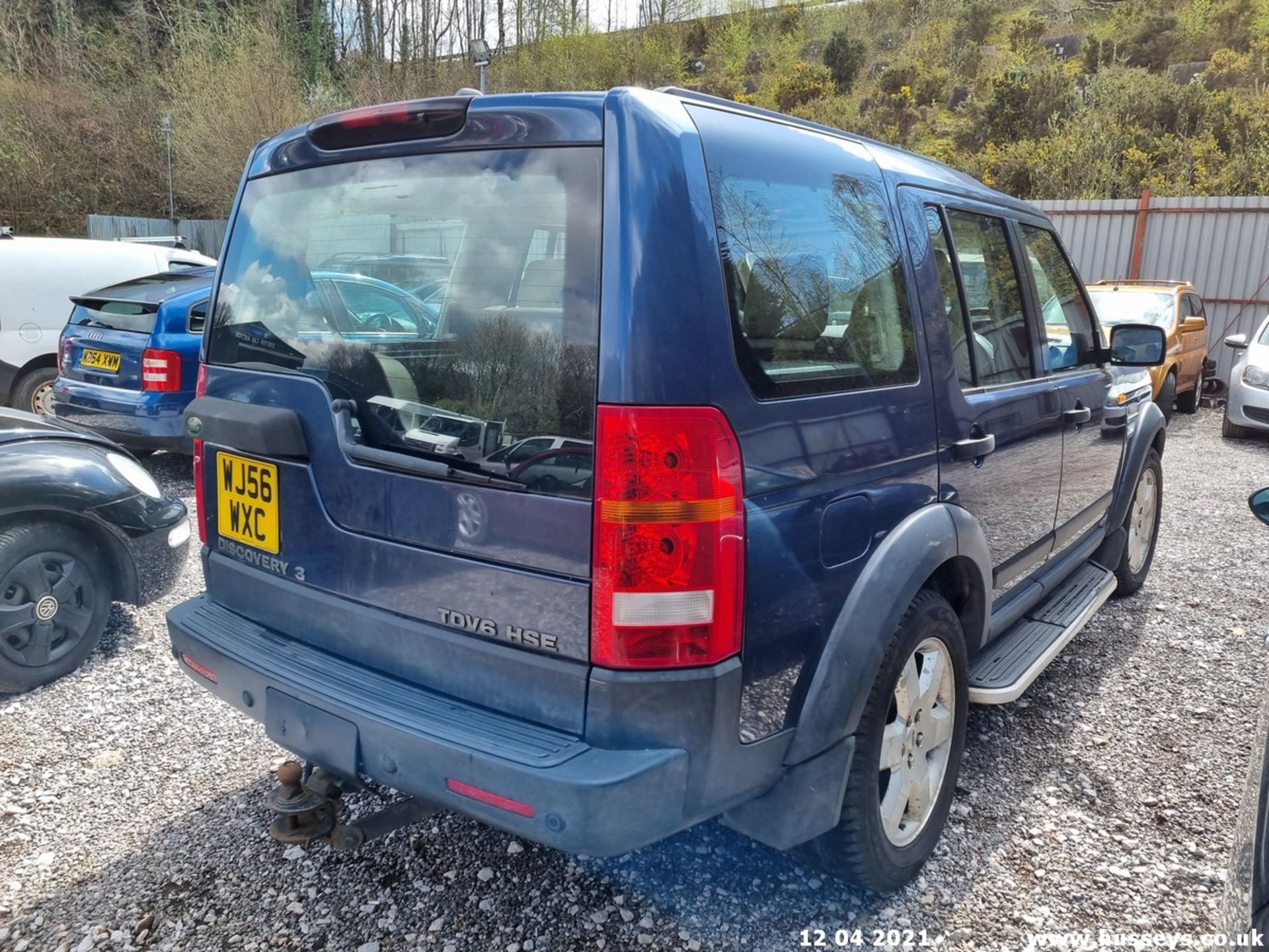 06/56 LAND ROVER DISCOVERY 3 TDV6 AUTO - 2720cc 5dr Estate (Blue, 161k) - Image 8 of 15