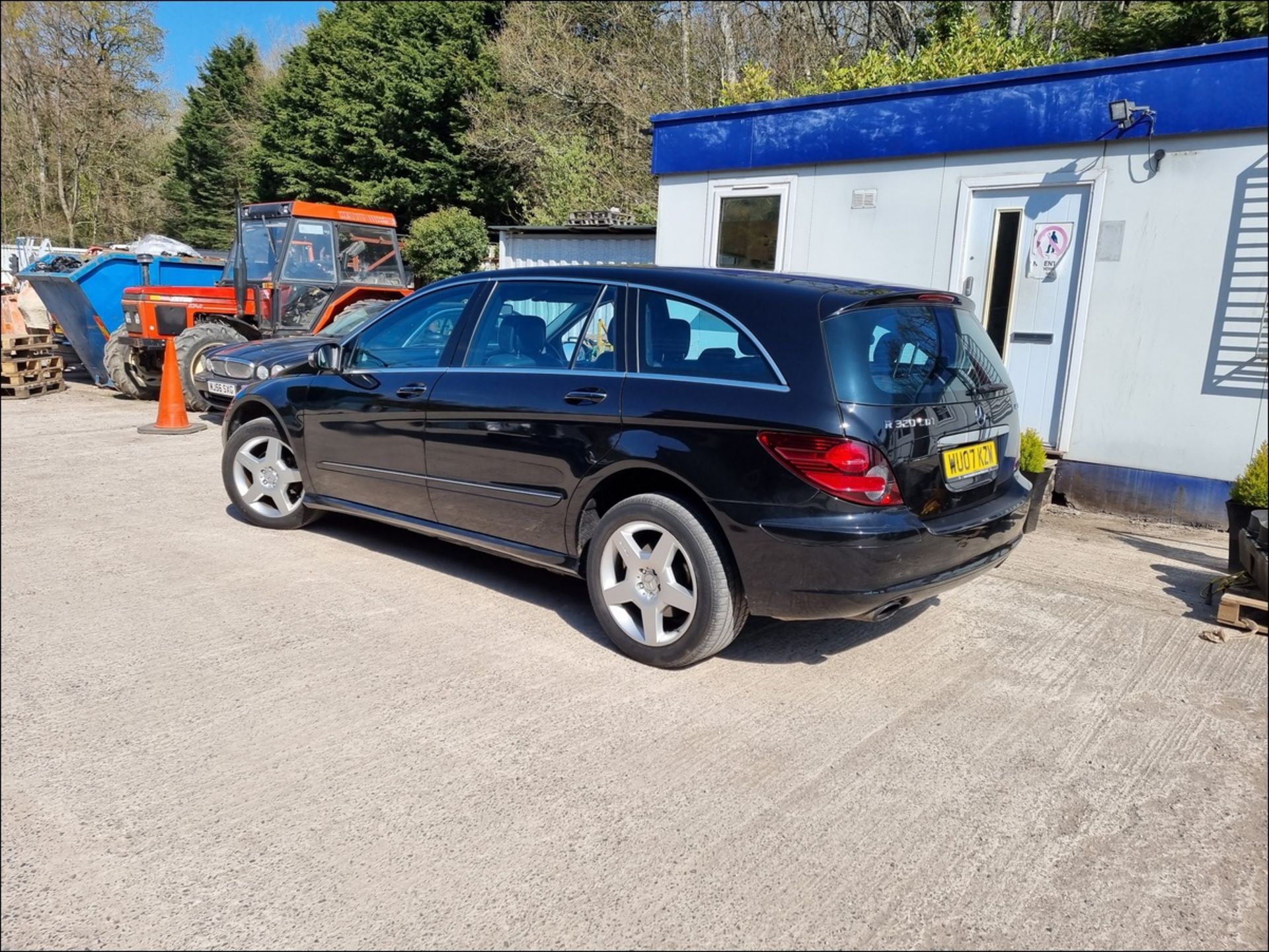 07/07 MERCEDES R320 L SPORT CDI A - 2987cc 5dr Estate (Black, 214k) - Image 6 of 14