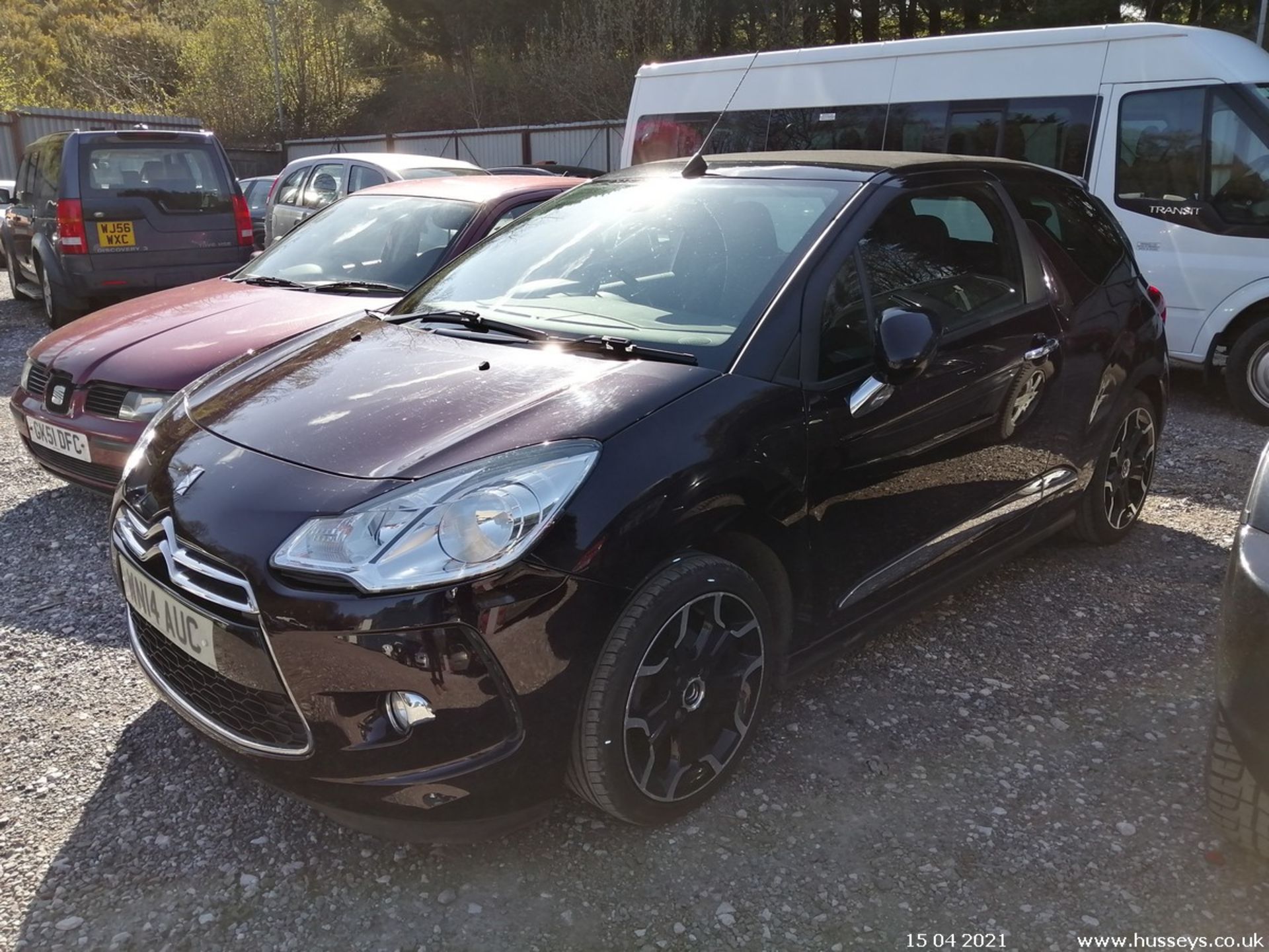 14/14 CITROEN DS3 DSTYLE + AIRDREAM E-H - 1560cc 3dr Convertible (Mauve/purple, 66k) - Image 4 of 12