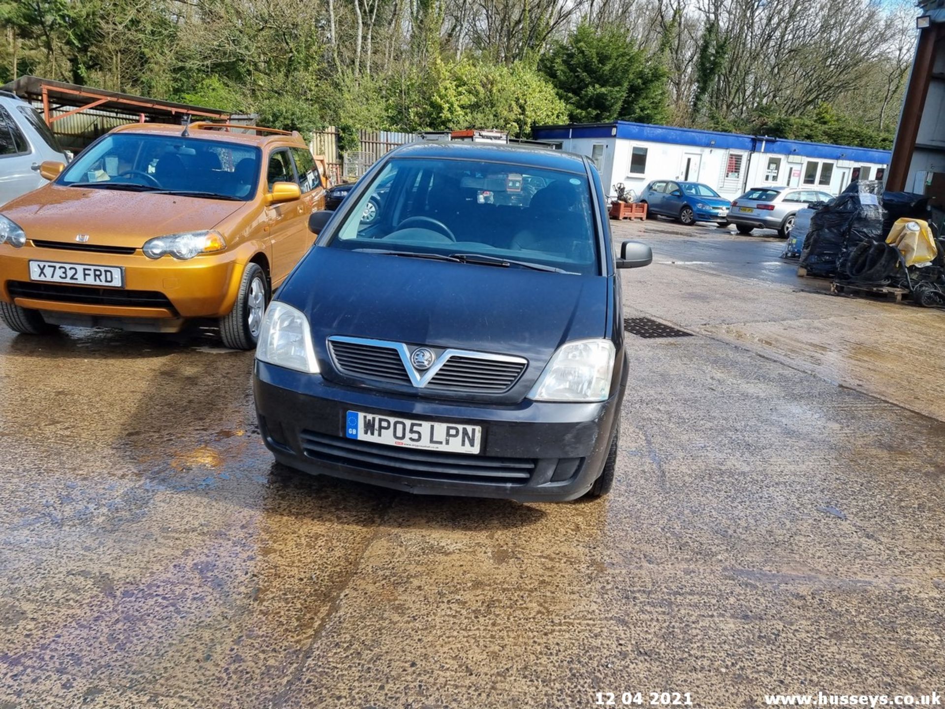 05/05 VAUXHALL MERIVA LIFE TWINPORT - 1364cc 5dr MPV (Black, 132k) - Image 8 of 15