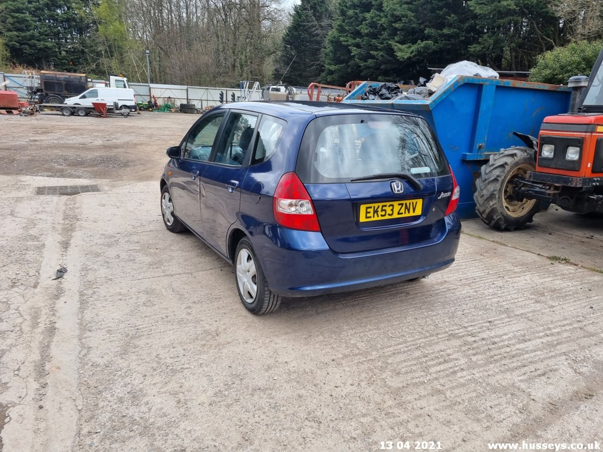 03/53 HONDA JAZZ SE CVT - 1339cc 5dr Hatchback (Blue, 172k) - Image 3 of 13