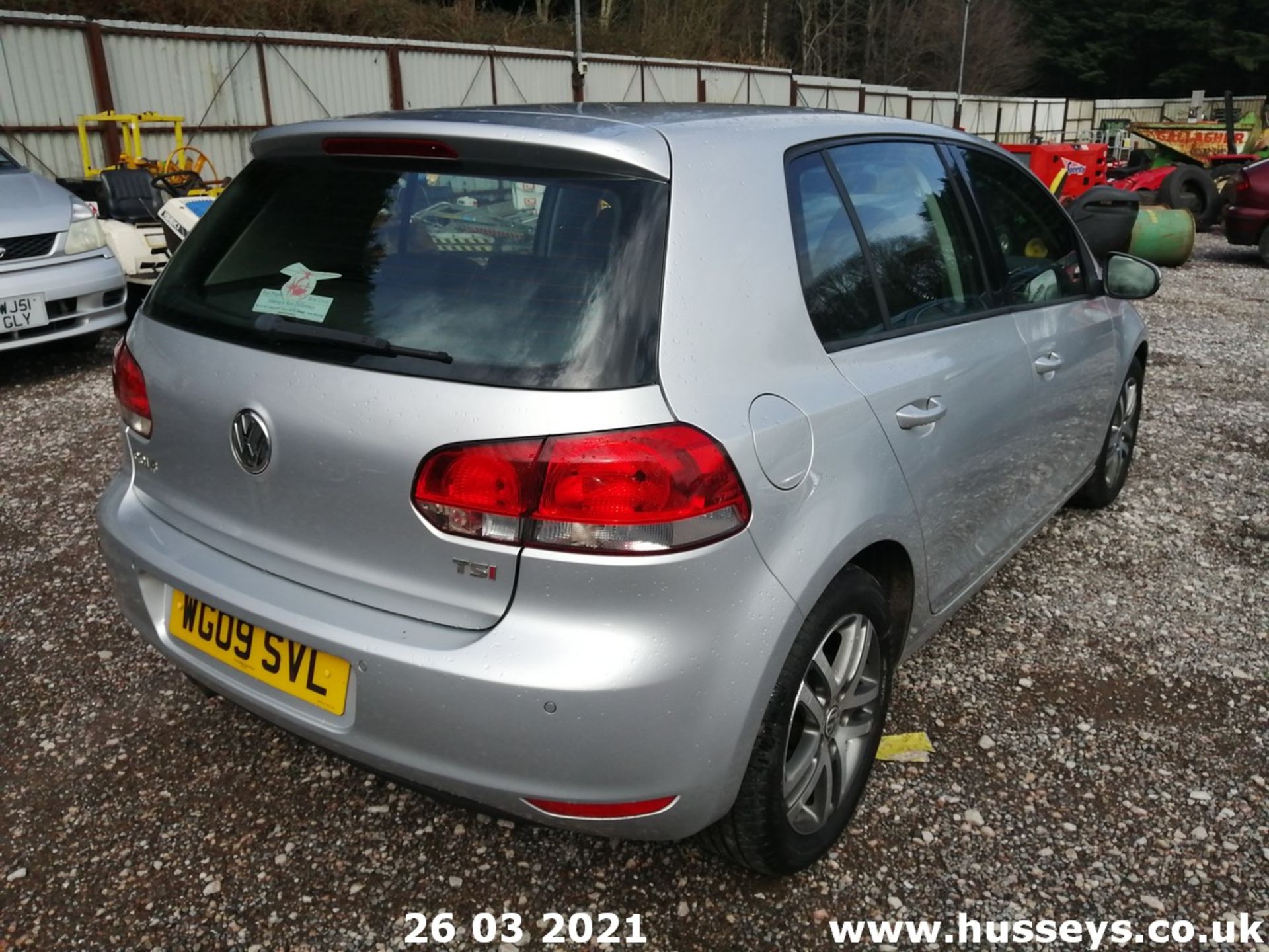 09/09 VOLKSWAGEN GOLF S TSI S-A - 1390cc 5dr Hatchback (Silver, 52k) - Image 8 of 13