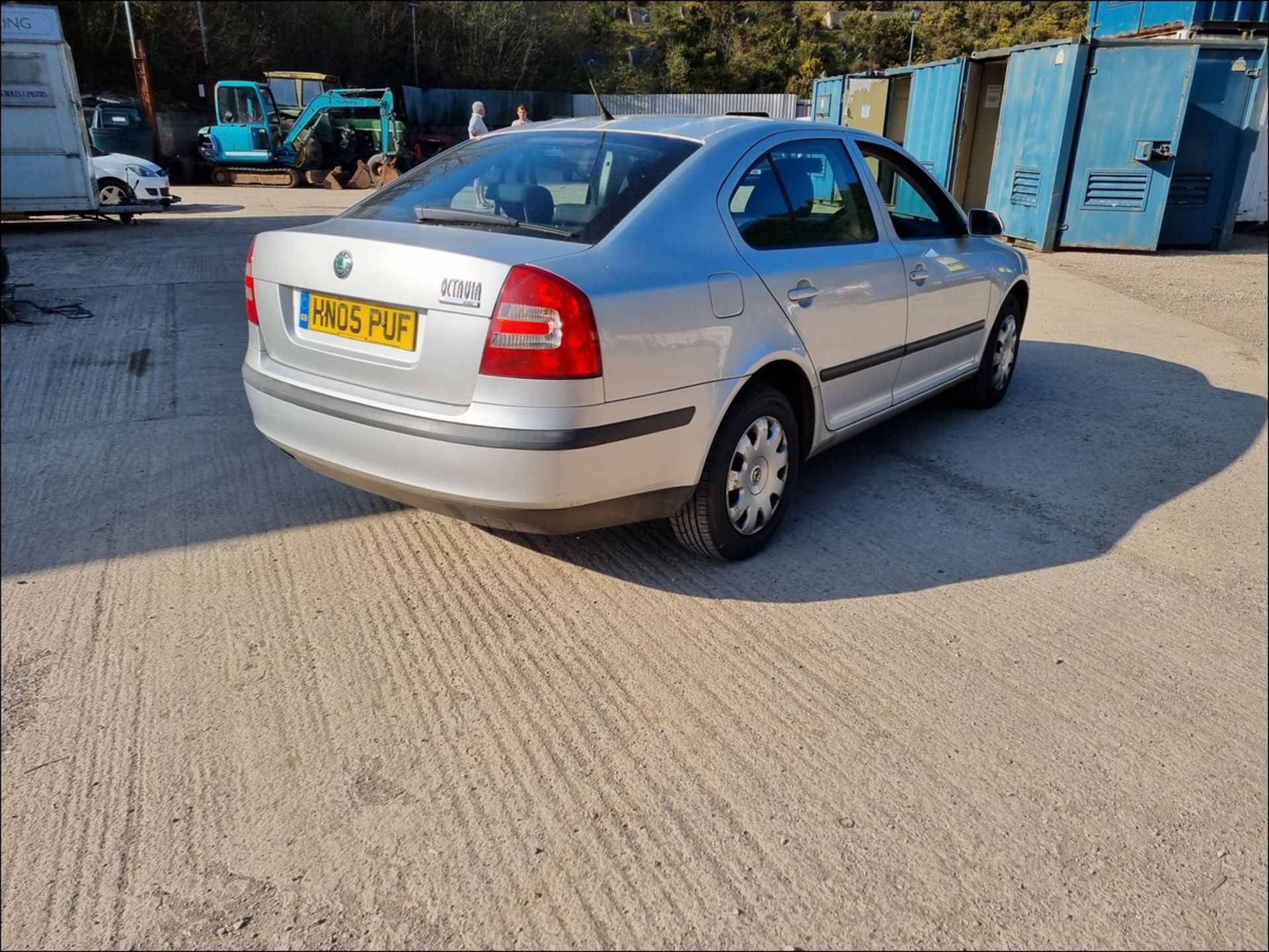 05/05 SKODA OCTAVIA AMBIENTE FSI - 1598cc 5dr Hatchback (Silver, 150k) - Image 14 of 14