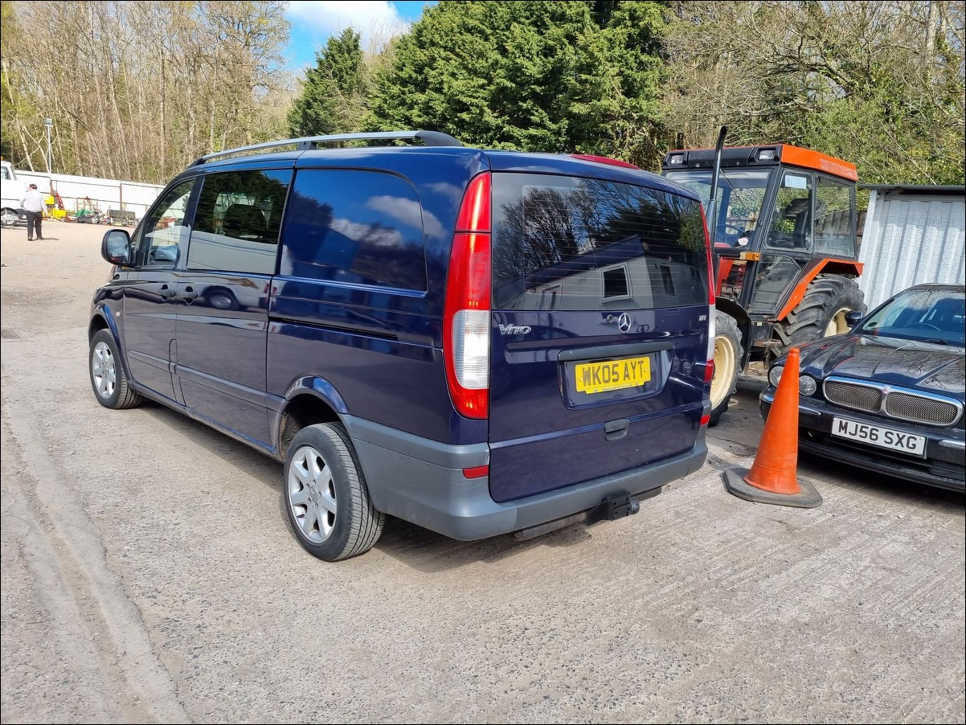 05/05 MERCEDES VITO 111 CDI LONG - 2148cc 5.dr Van (Mauve/purple, 120k) - Image 2 of 12