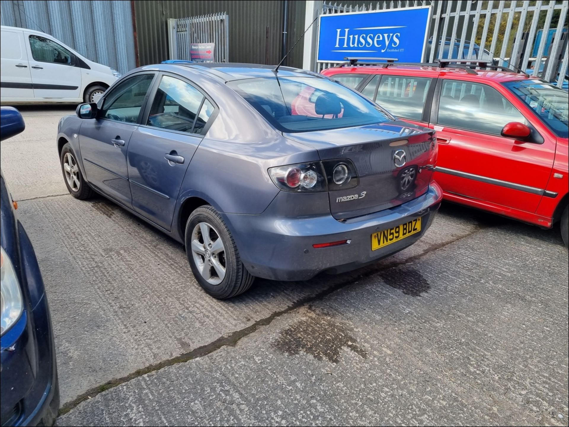 09/59 MAZDA 3 ANTARES D - 1560cc 4dr Saloon (Grey, 118k) - Image 5 of 13