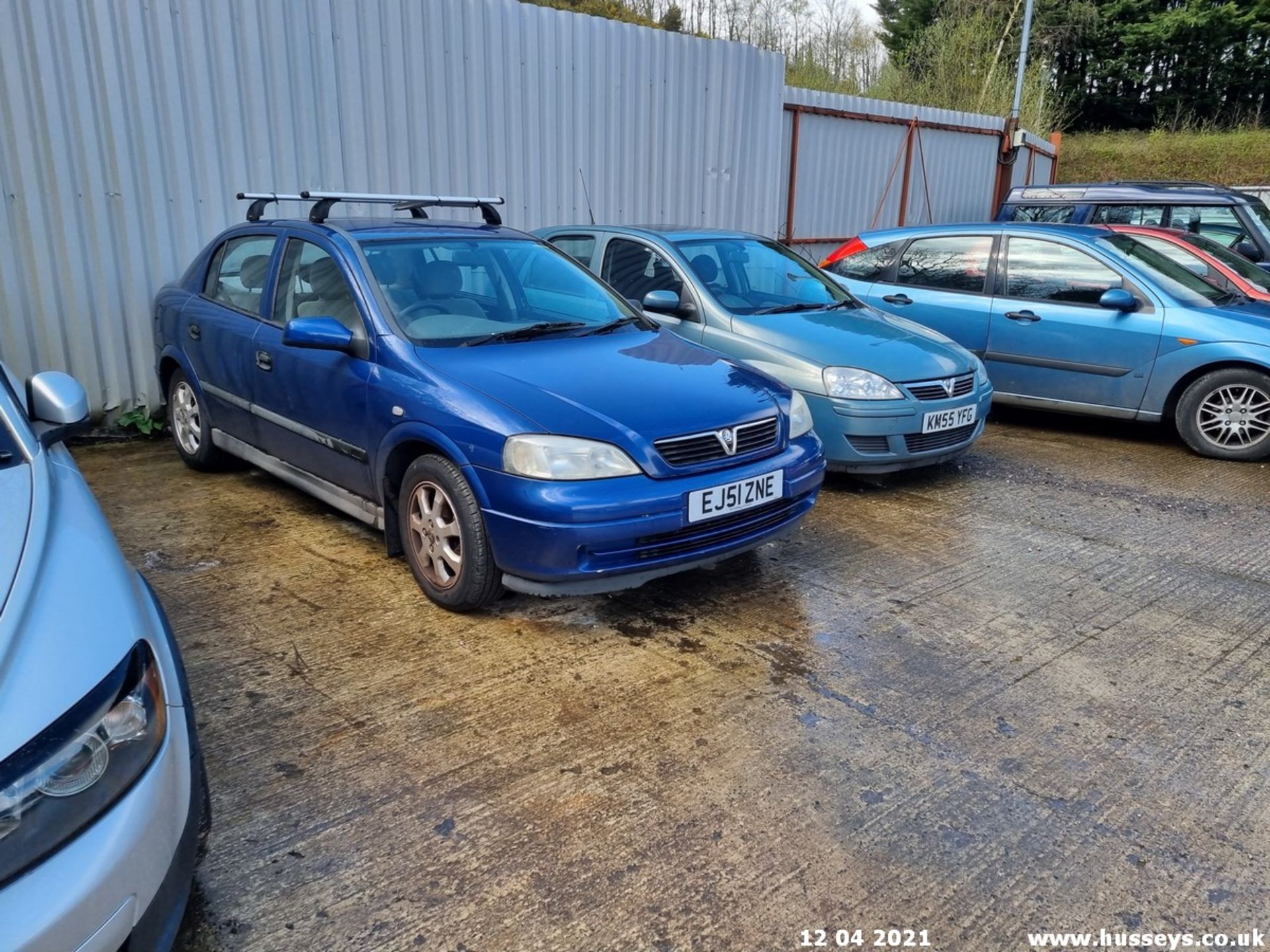 01/51 VAUXHALL ASTRA CLUB 16V AUTO - 1598cc 5dr Hatchback (Blue, 104k) - Image 2 of 9