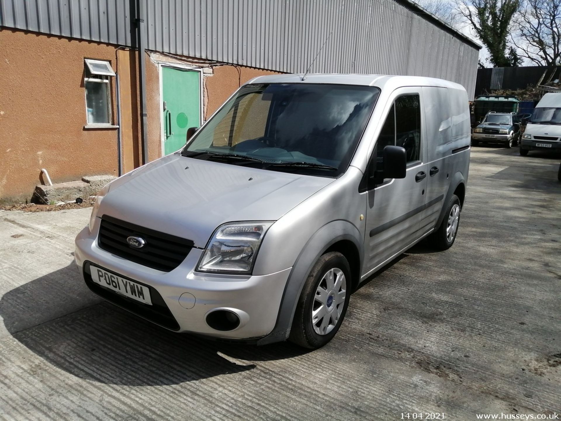 11/61 FORD TRANSIT CONNECT 90 T200 TREND - 1753cc 5dr Van (Silver, 113k) - Image 2 of 24