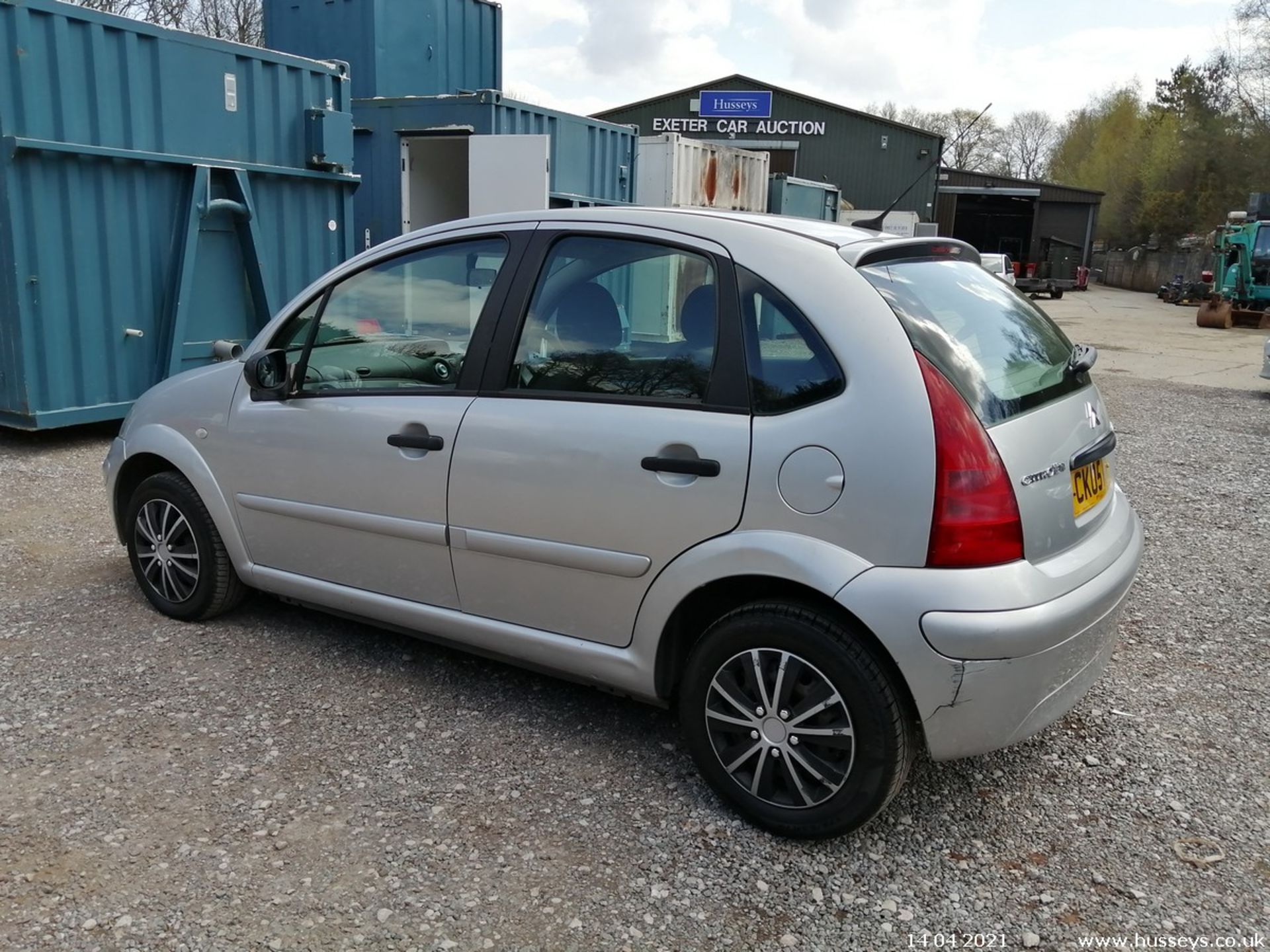 05/05 CITROEN C3 DESIRE - 1360cc 5dr Hatchback (Silver, 61k) - Image 6 of 13