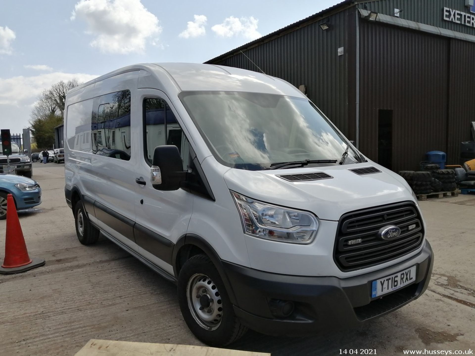 16/16 FORD TRANSIT 350 ECONETIC TECH 4x4 - 2198cc 5dr Van (White, 119k) - Image 10 of 14