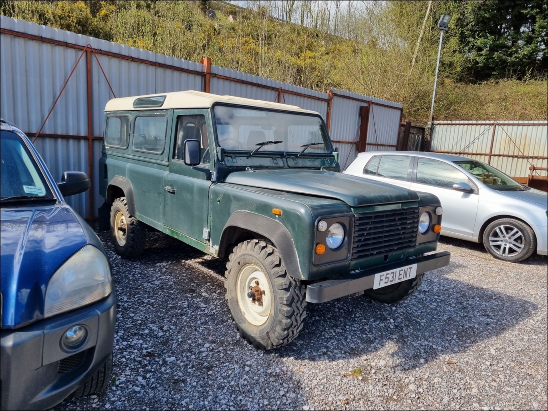 1989 LAND ROVER 110 4C SW D - 2495cc 3dr 4x4 (Green) - Image 5 of 11