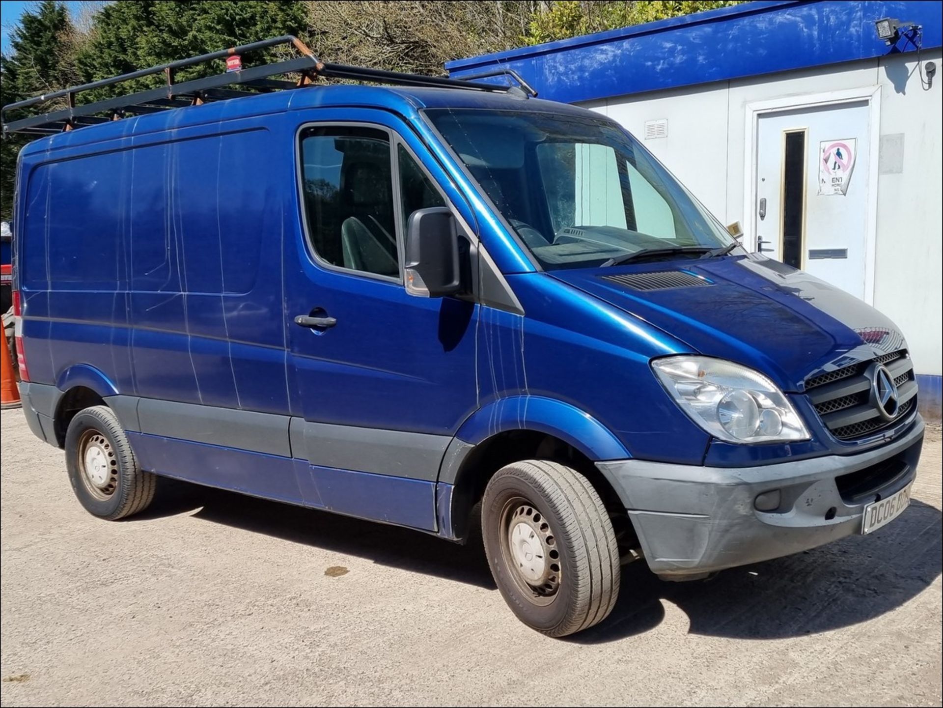 06/06 MERCEDES SPRINTER 211 CDI SWB - 2148cc Van (Blue)