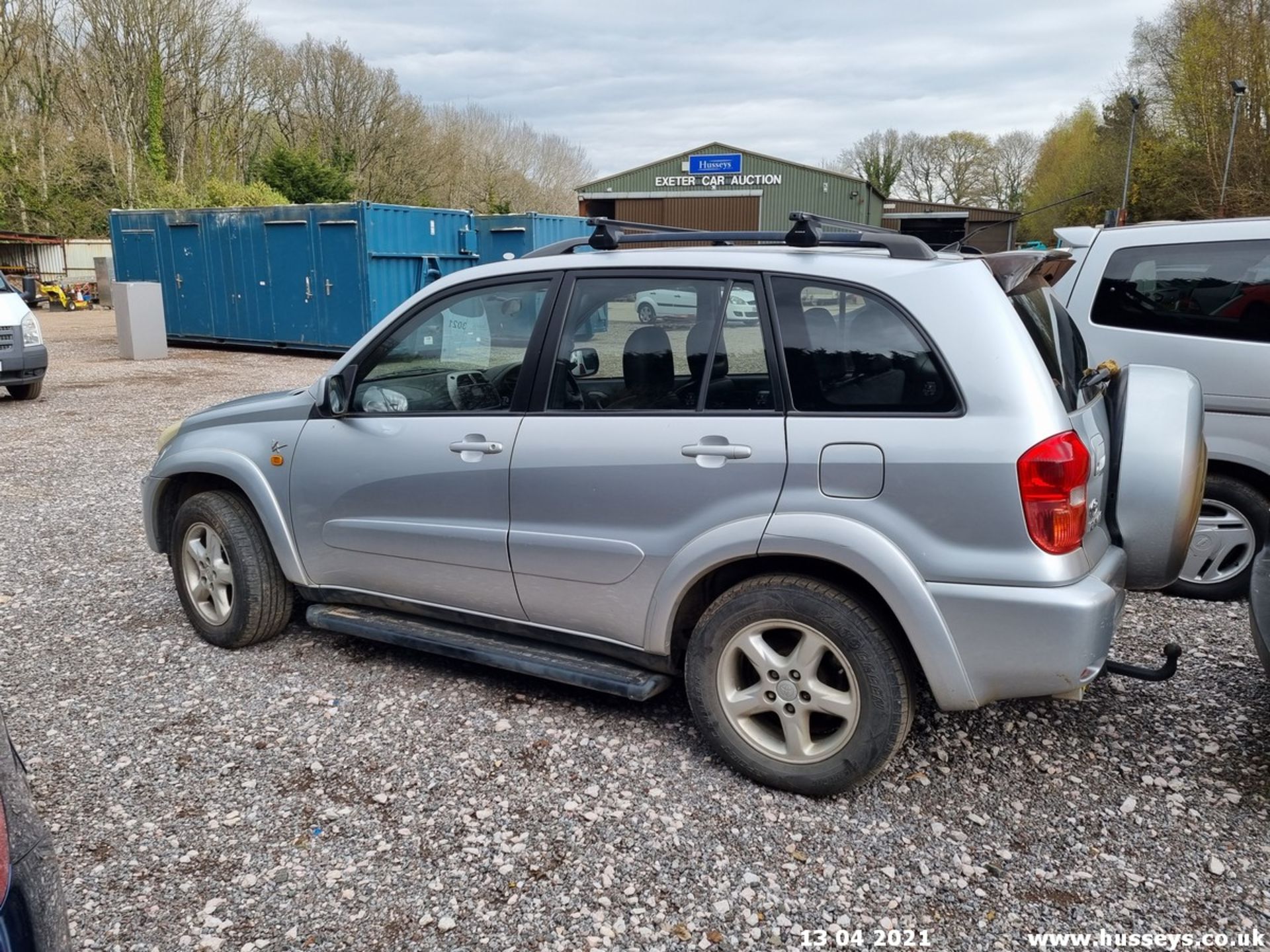 02/02 TOYOTA RAV4 VX VVTI AUTO - 1998cc 5dr Estate (Silver, 74k) - Image 6 of 10