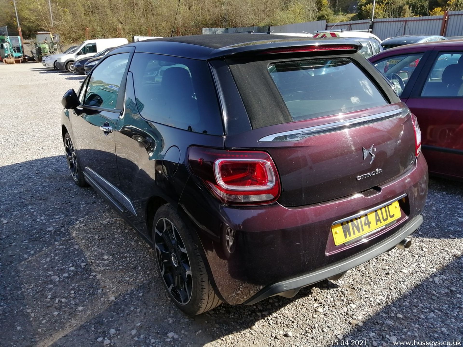 14/14 CITROEN DS3 DSTYLE + AIRDREAM E-H - 1560cc 3dr Convertible (Mauve/purple, 66k) - Image 5 of 12