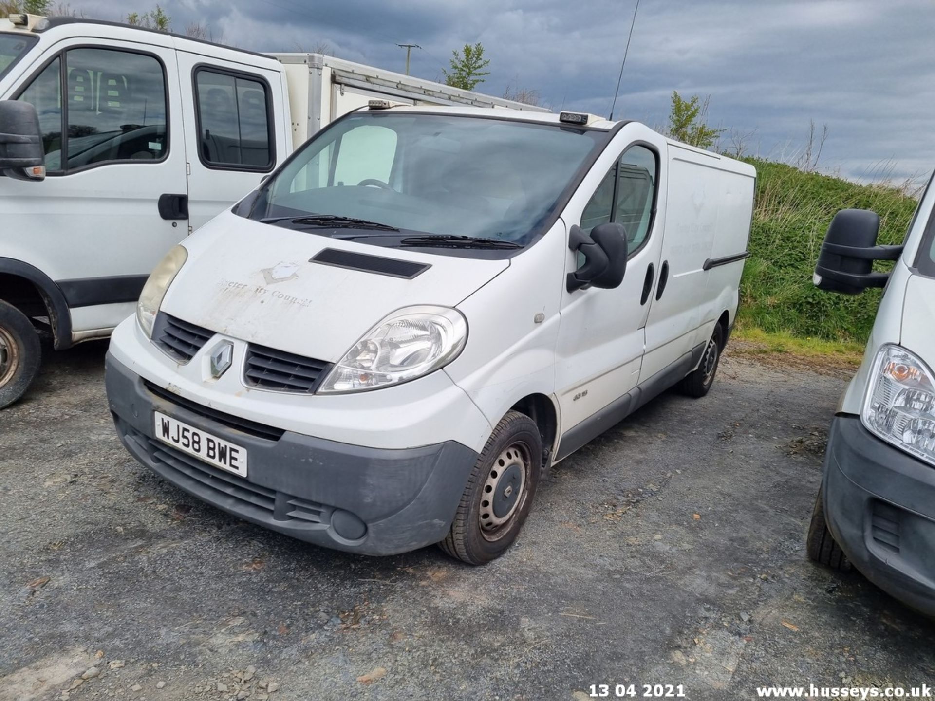 08/58 RENAULT TRAFIC LL29 DCI 115 - 1995cc 5dr Van (White, 67k) - Image 12 of 14