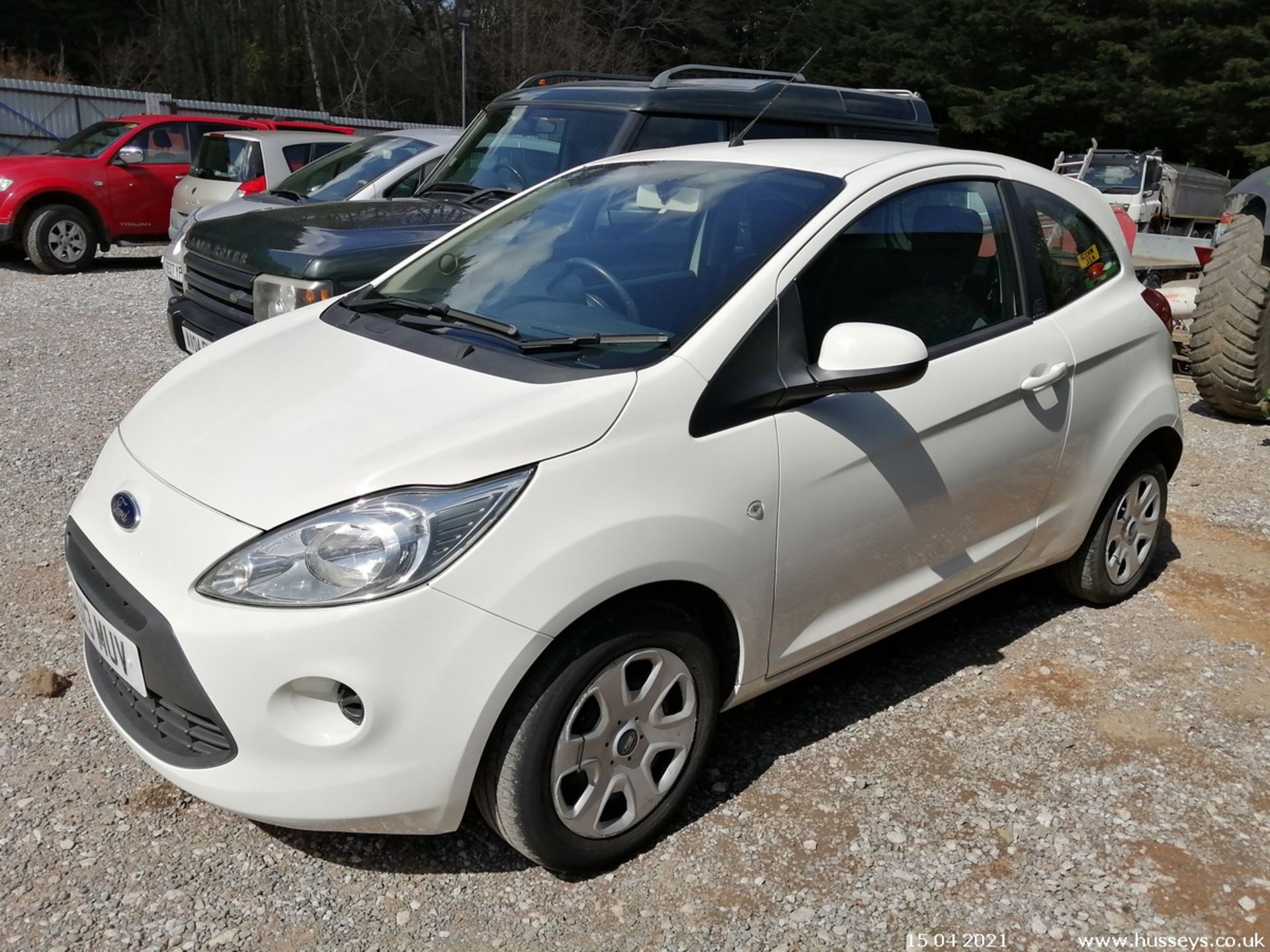 13/13 FORD KA EDGE - 1242cc 3dr Hatchback (White, 79k) - Image 5 of 14