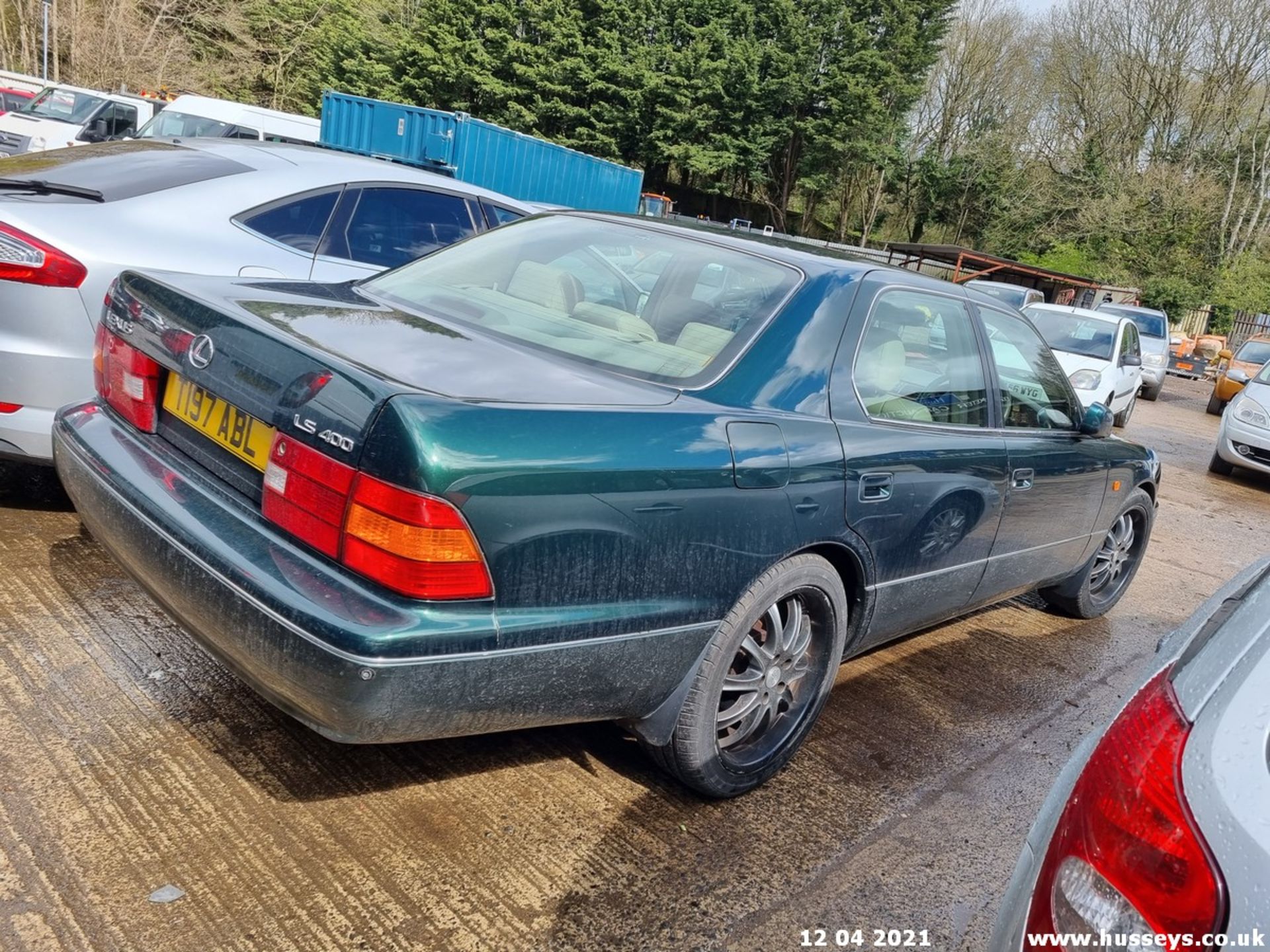 1999 LEXUS LS400 AUTO - 3969cc 4dr Saloon (Green, 215k) - Image 5 of 12