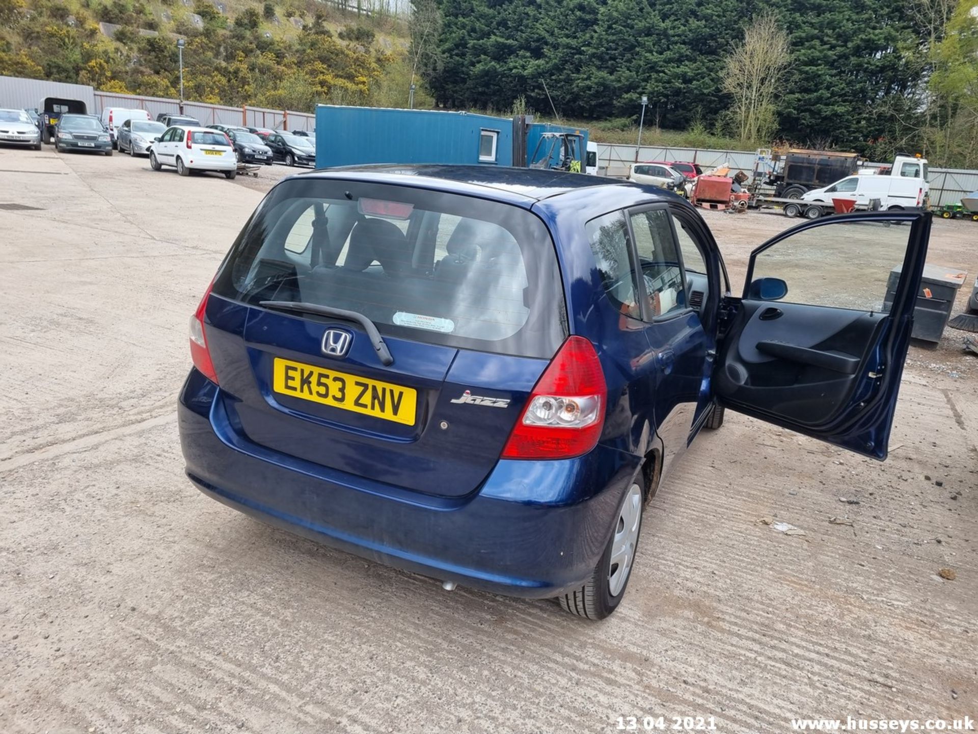 03/53 HONDA JAZZ SE CVT - 1339cc 5dr Hatchback (Blue, 172k) - Image 12 of 13