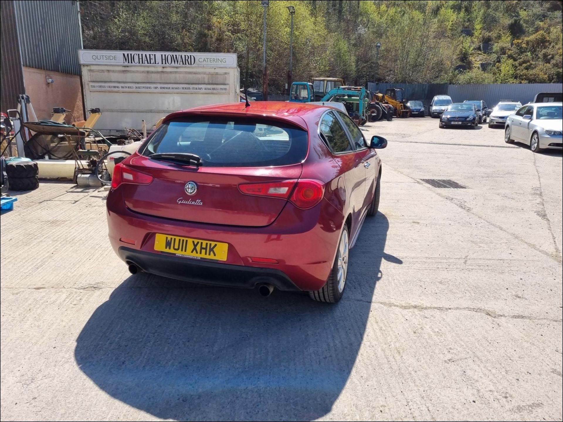 11/11 ALFA ROMEO GIULIETTA VELOCE JTDM-2 - 1956cc 5dr Hatchback (Red, 150k) - Image 7 of 13