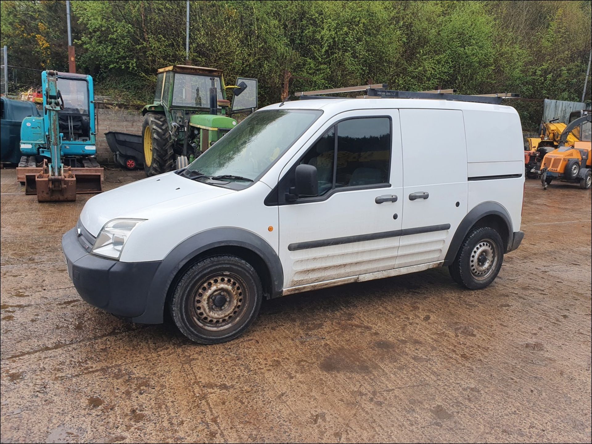 07/57 FORD TRANSIT CONNECT T200 L75 - 1753cc 5dr Van (White) - Image 12 of 12