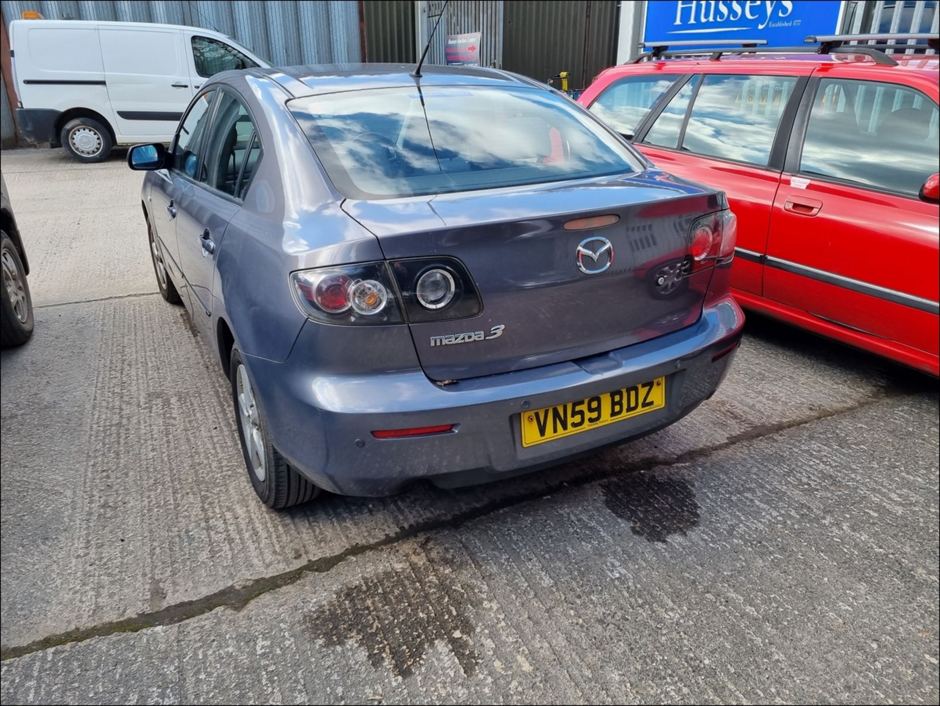 09/59 MAZDA 3 ANTARES D - 1560cc 4dr Saloon (Grey, 118k) - Image 6 of 13