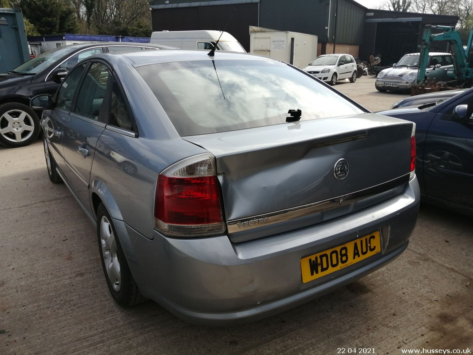 08/08 VAUXHALL VECTRA EXCLUSIV - 1796cc 5dr Hatchback (Silver) - Image 5 of 12