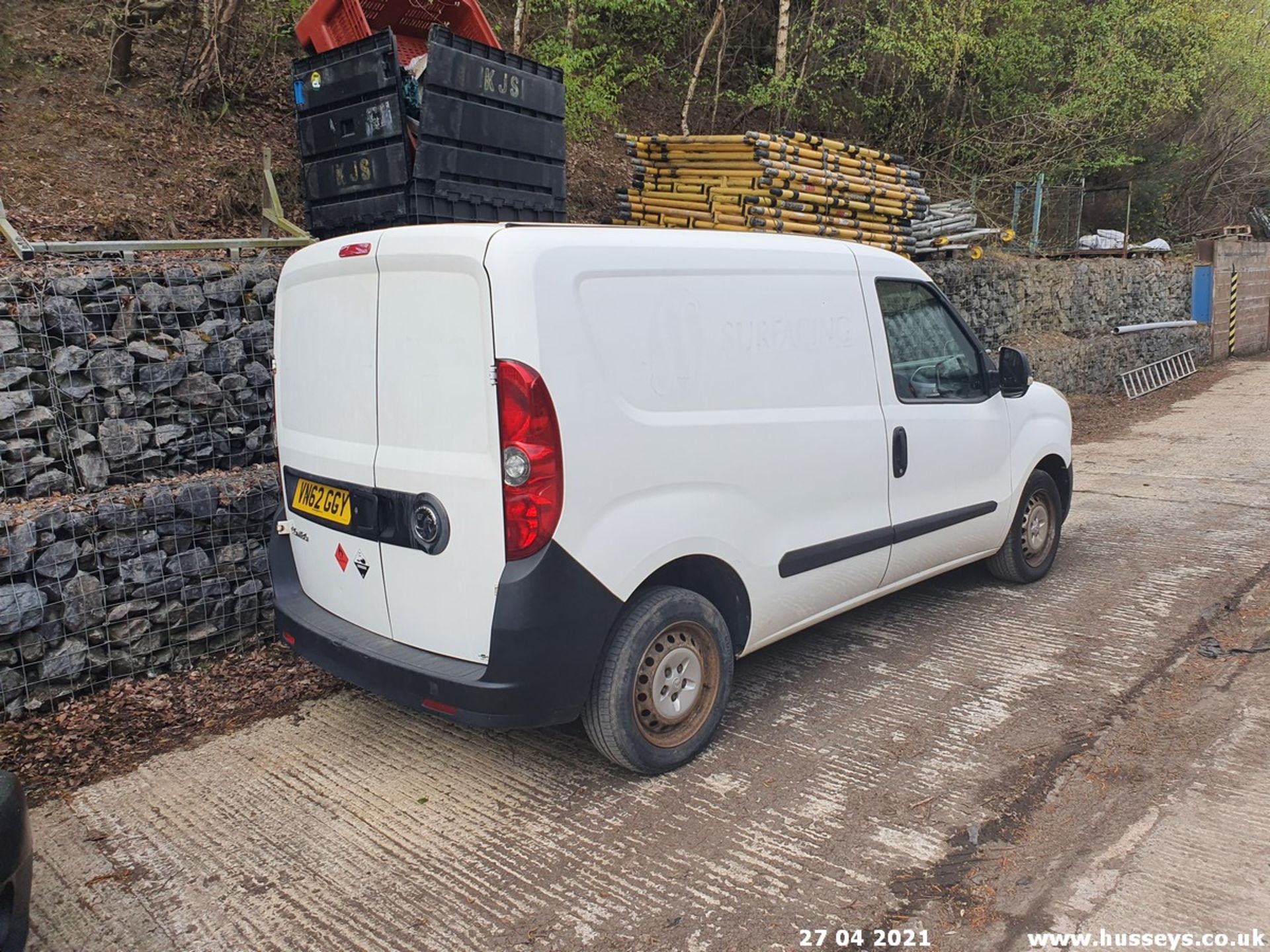 12/62 VAUXHALL COMBO 2000 L1H1 CDTI - 1248cc 3dr Van (White, 136k) - Image 7 of 12