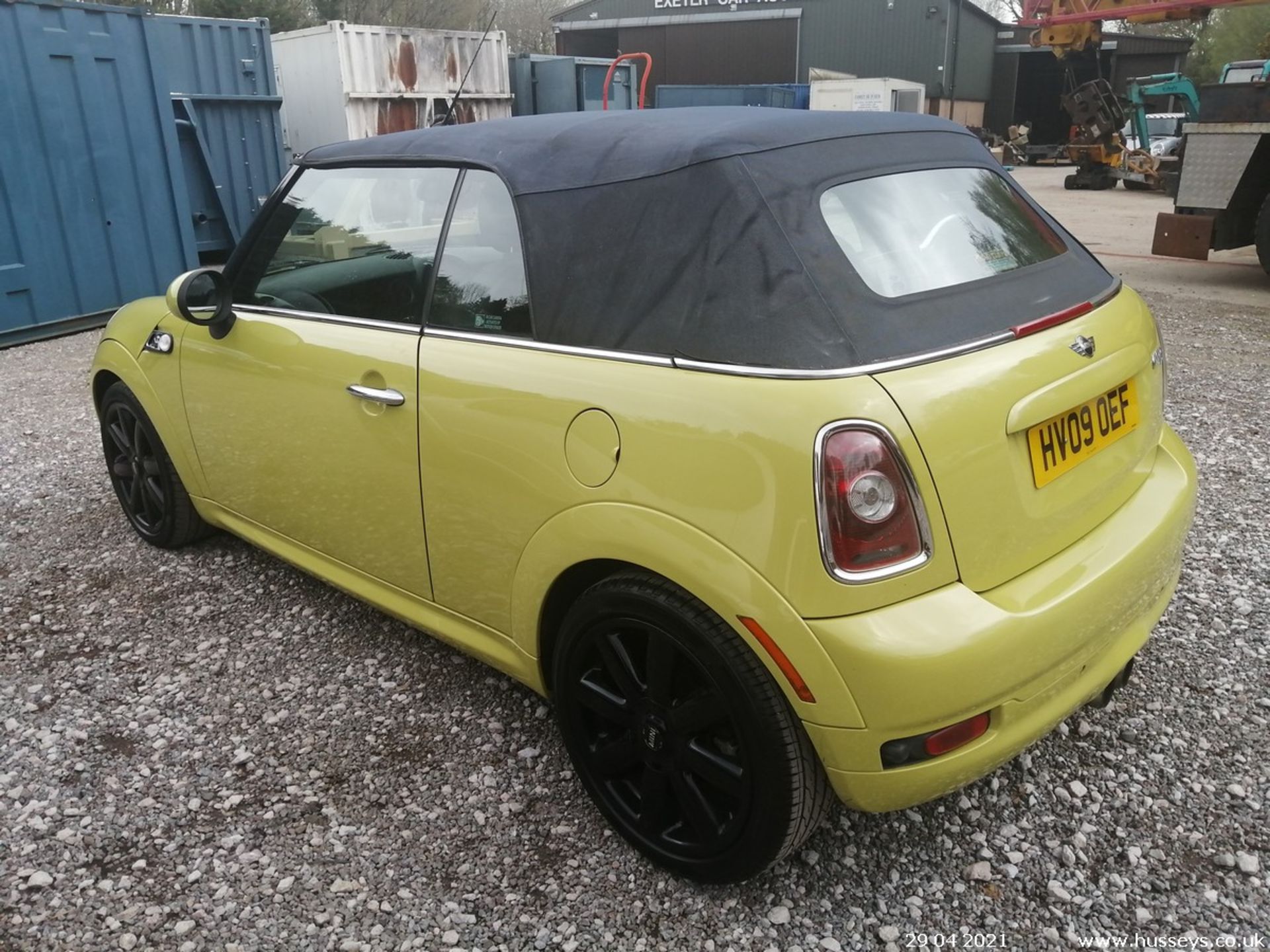 09/09 MINI COOPER S - 1598cc 2dr Convertible (Yellow, 83k) - Image 5 of 12