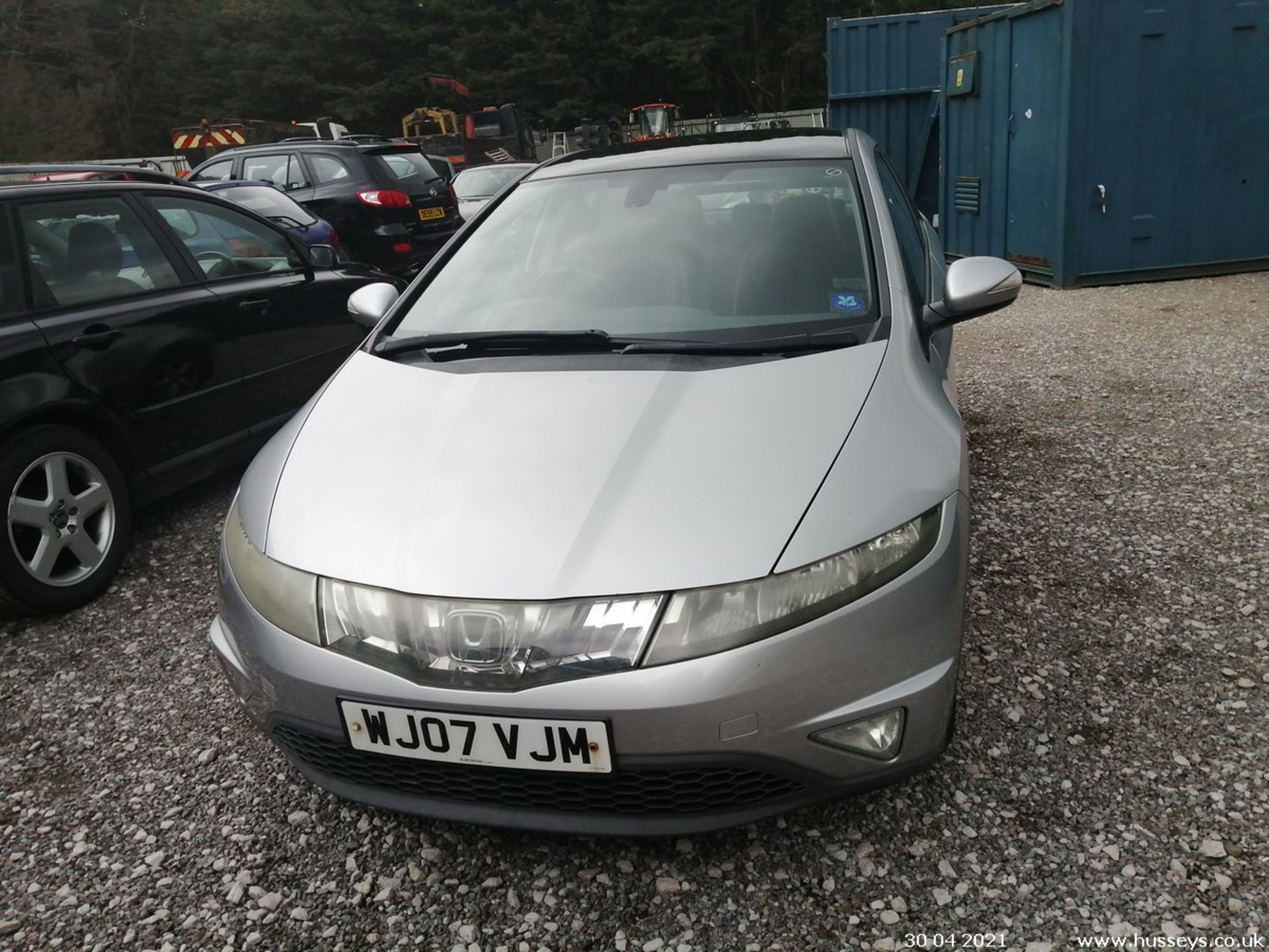 07/07 HONDA CIVIC ES I-VTEC - 1799cc 5dr Hatchback (Silver) - Image 3 of 13