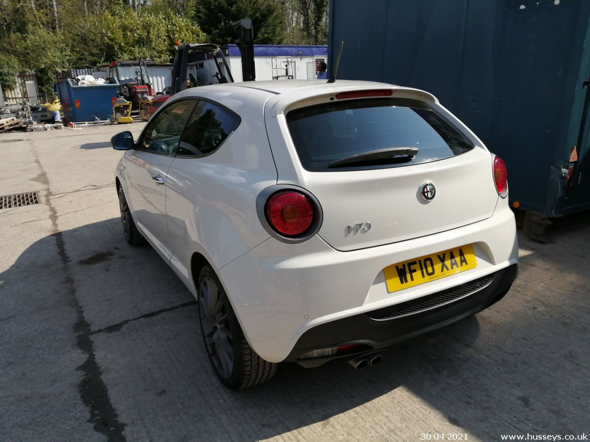 10/10 ALFA ROMEO MITO CLOVERLEAF MULTIAIR - 1368cc 3dr Hatchback (White, 12k) - Image 8 of 14