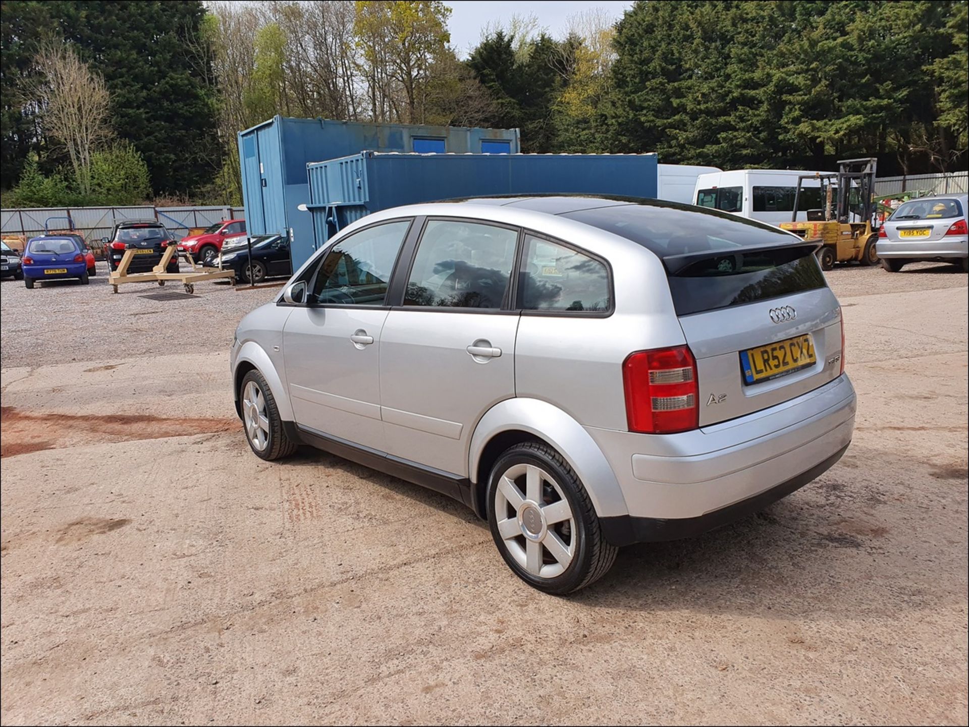 02/52 AUDI A2 FSI SE - 1598cc 5dr Hatchback (Silver, 71k) - Image 9 of 12