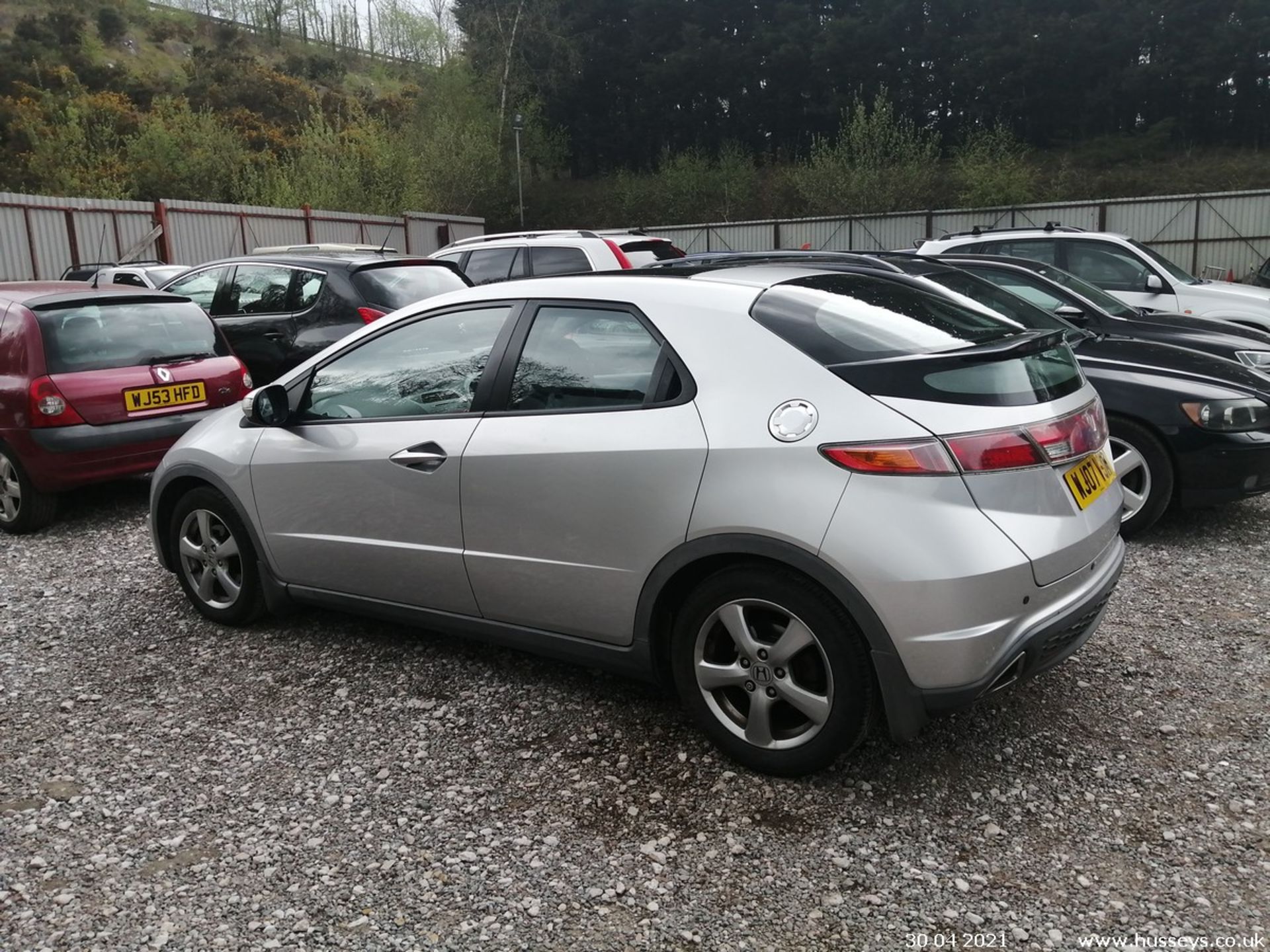 07/07 HONDA CIVIC ES I-VTEC - 1799cc 5dr Hatchback (Silver) - Image 9 of 13