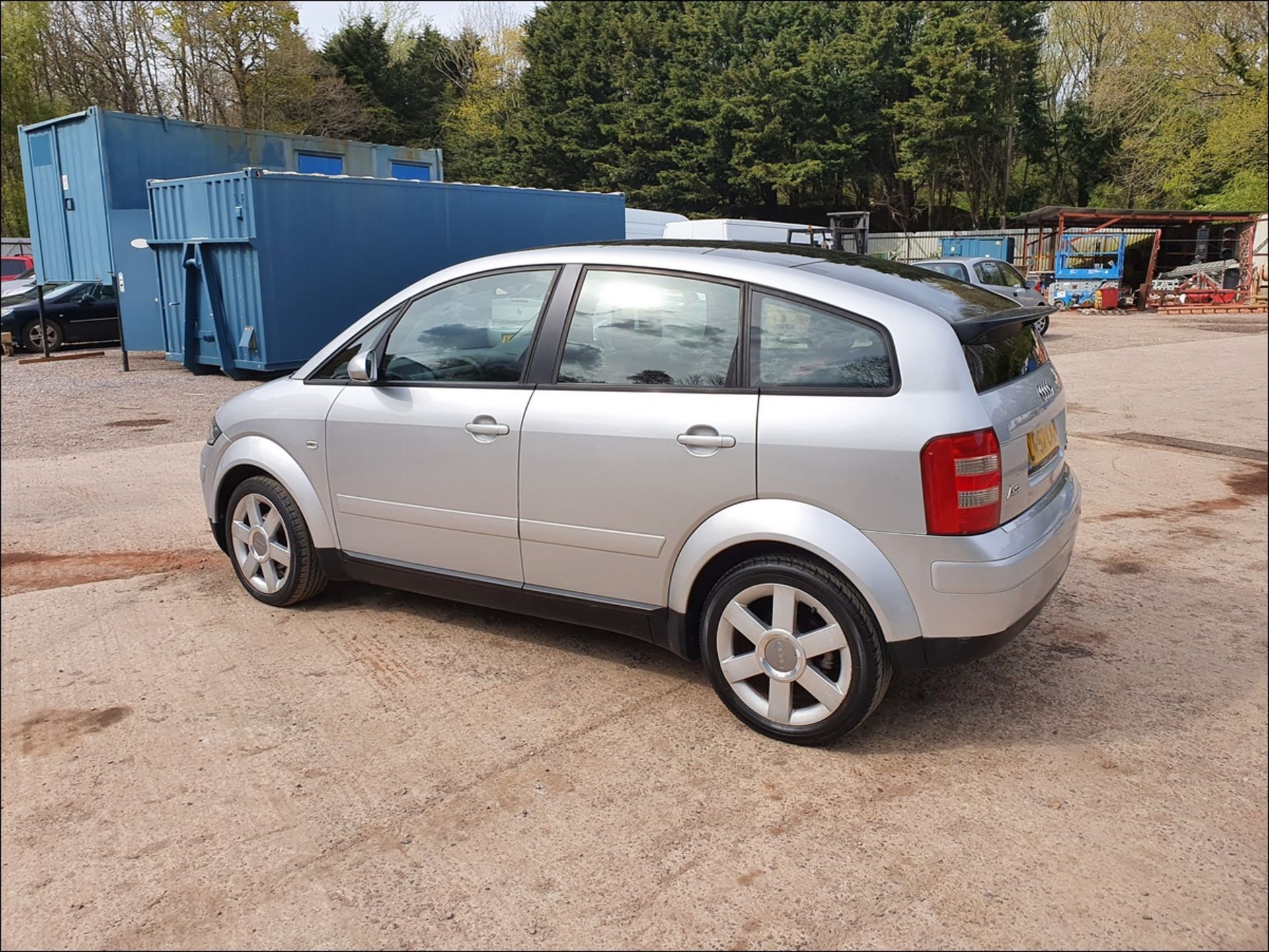 02/52 AUDI A2 FSI SE - 1598cc 5dr Hatchback (Silver, 71k) - Image 8 of 12