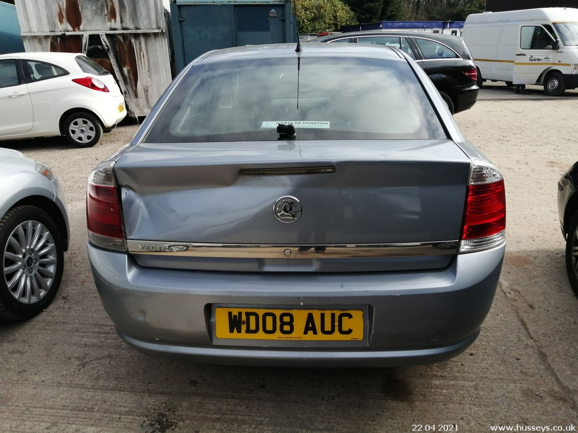 08/08 VAUXHALL VECTRA EXCLUSIV - 1796cc 5dr Hatchback (Silver) - Image 6 of 12