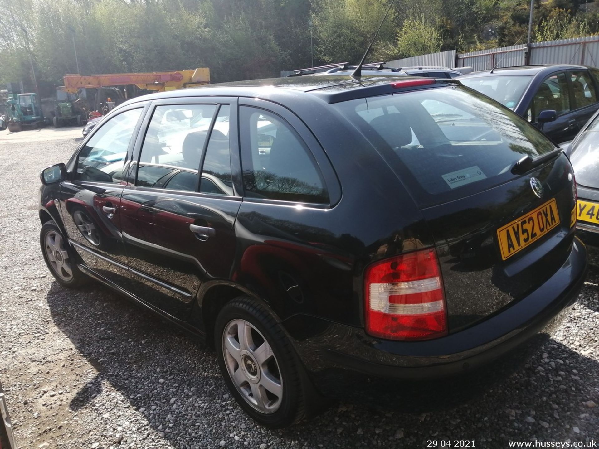 03/52 SKODA FABIA COMFORT TDI - 1896cc 5dr Estate (Black, 138k) - Image 6 of 10