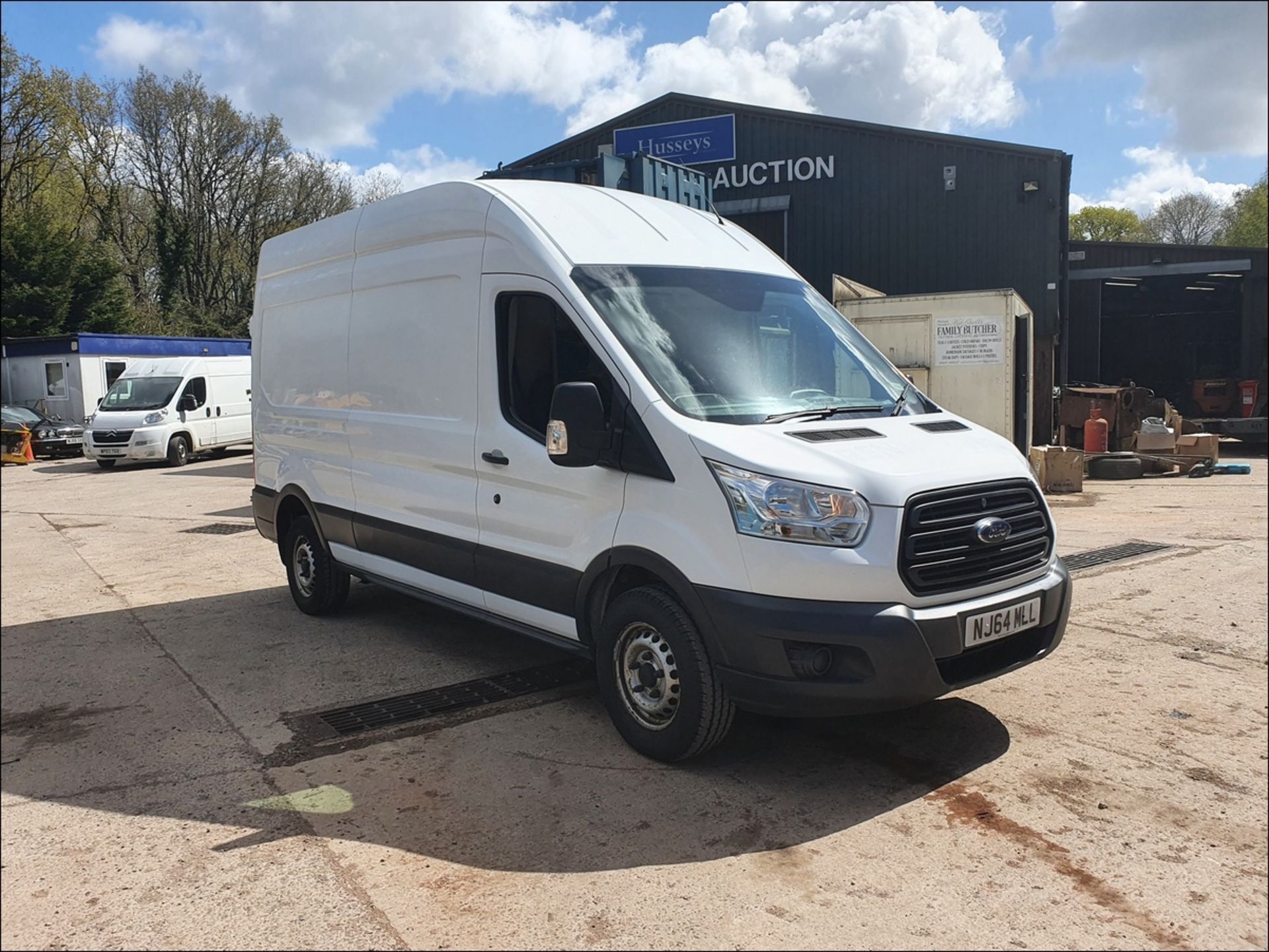 14/64 FORD TRANSIT 350 - 2198cc 5dr Van (White, 132k) - Image 3 of 13