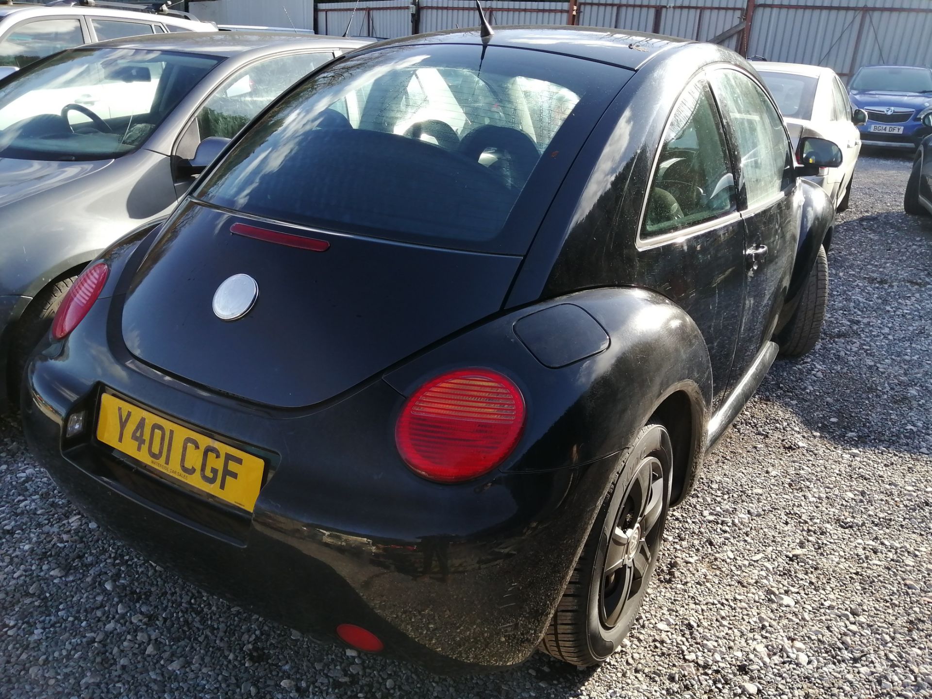 2001 VOLKSWAGEN BEETLE - 1595cc 2dr Saloon (Black, 86k) - Image 3 of 9