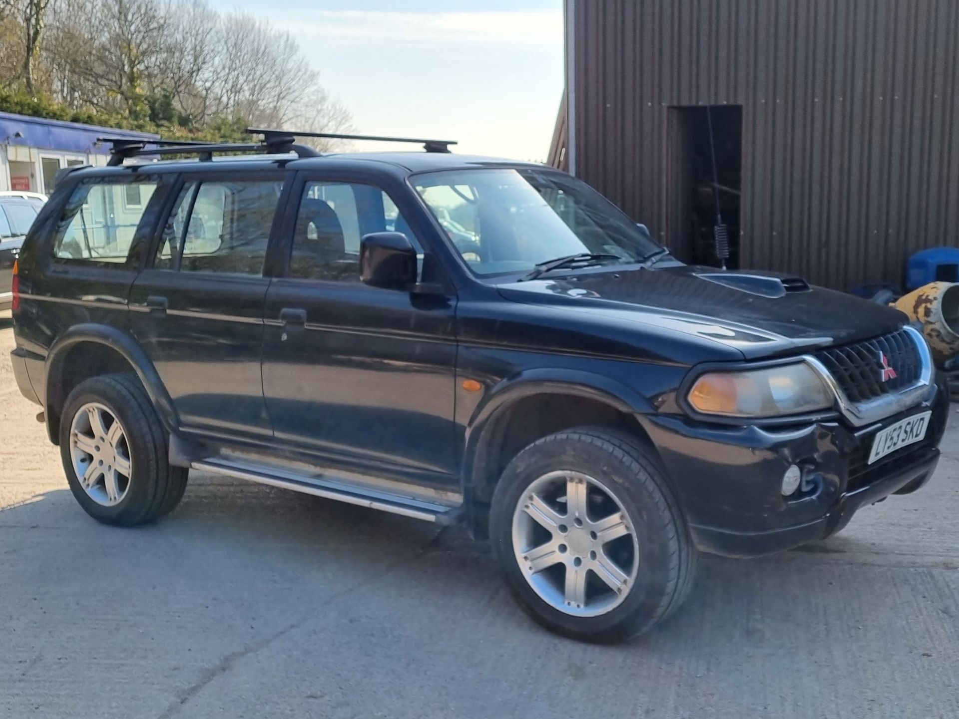 04/53 MITSUBISHI SHOGUN - 2477cc 5dr Estate (Black, 123k)