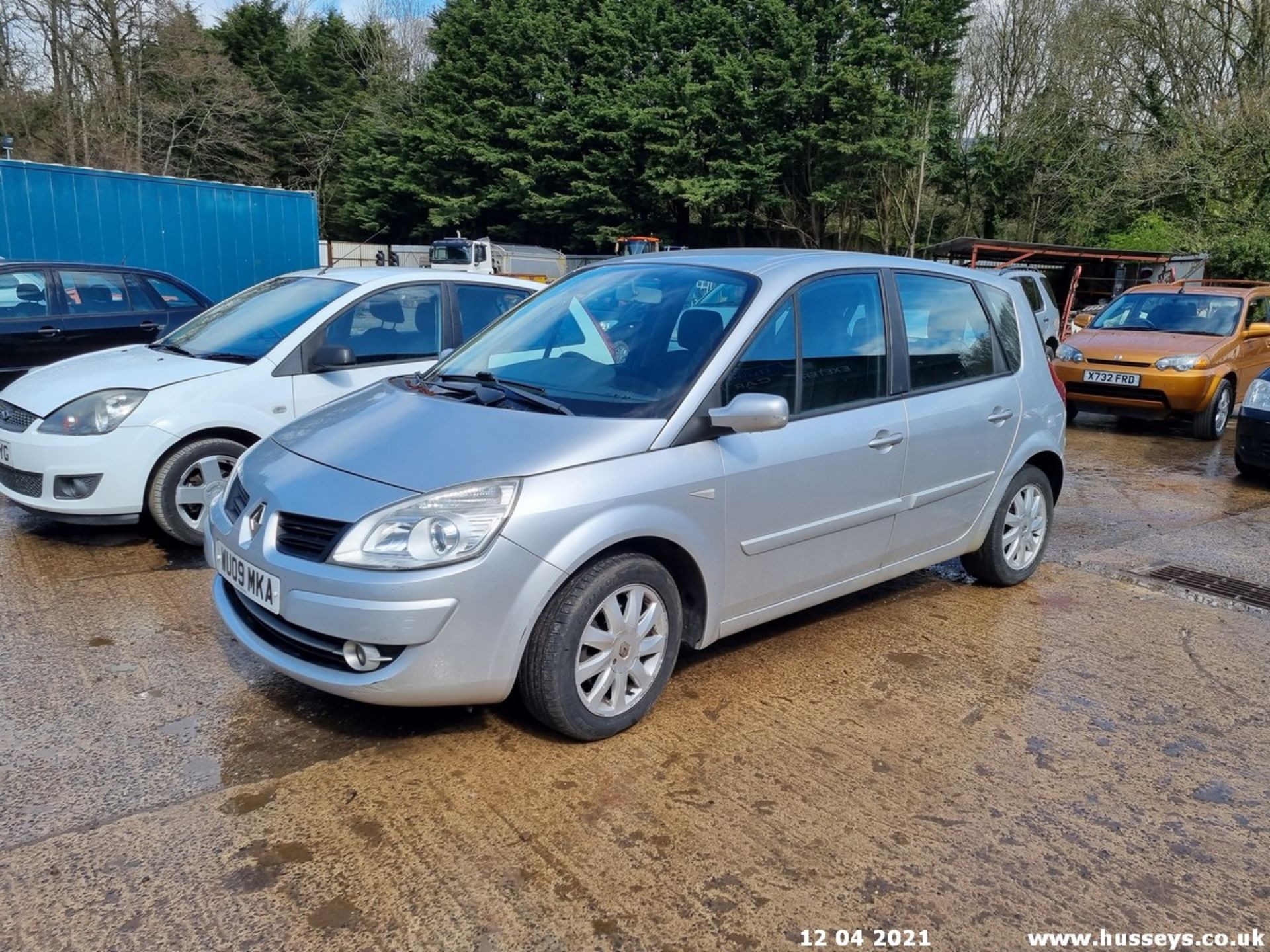 09/09 RENAULT SCENIC DYN VVT - 1598cc 5dr MPV (Silver, 92k) - Image 15 of 15