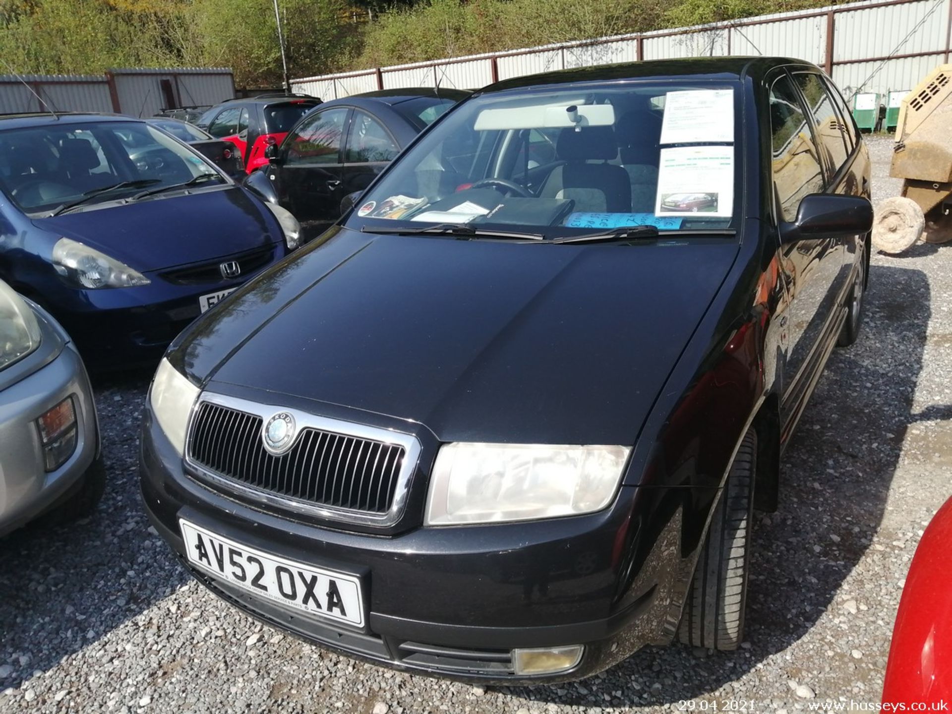 03/52 SKODA FABIA COMFORT TDI - 1896cc 5dr Estate (Black, 138k) - Image 2 of 10