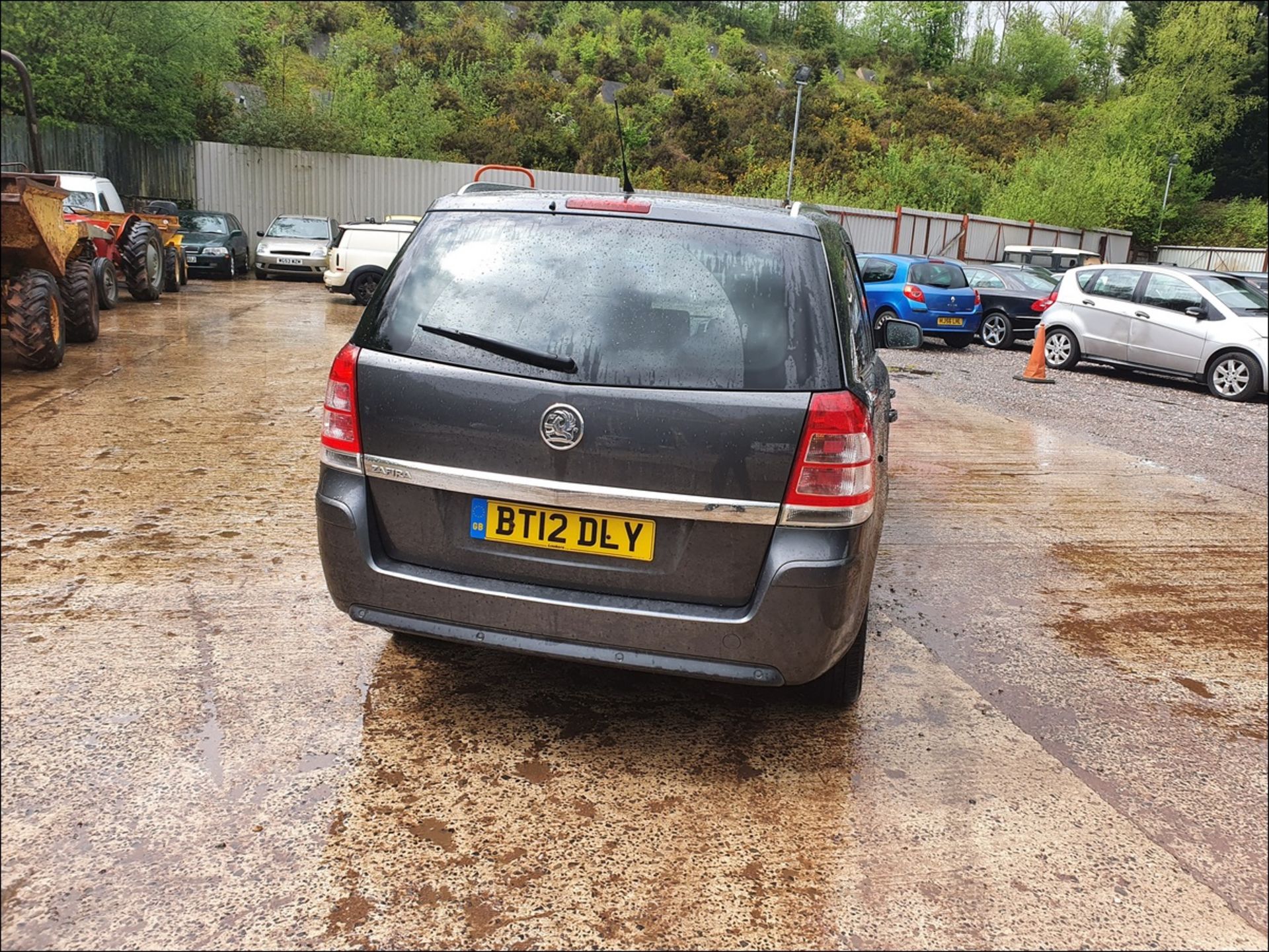 12/12 VAUXHALL ZAFIRA DESIGN - 1598cc 5dr MPV (Grey, 113k) - Image 5 of 14